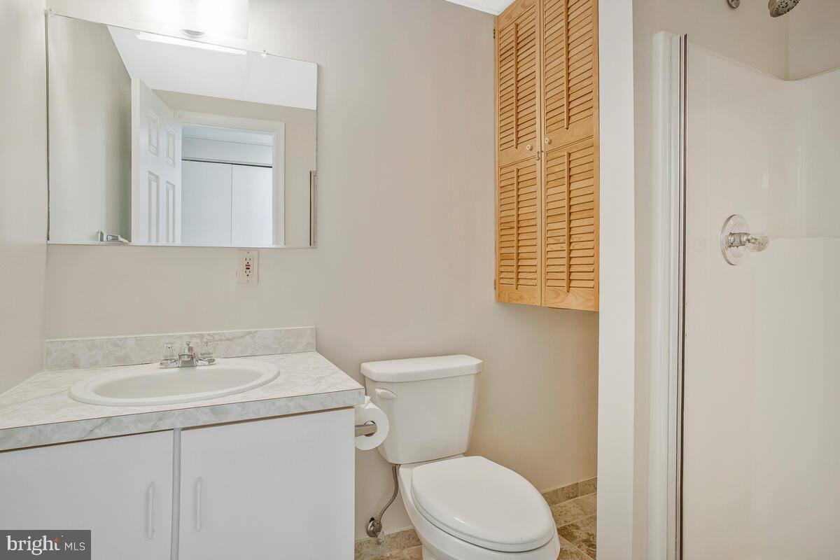 GLENMONT - Residential