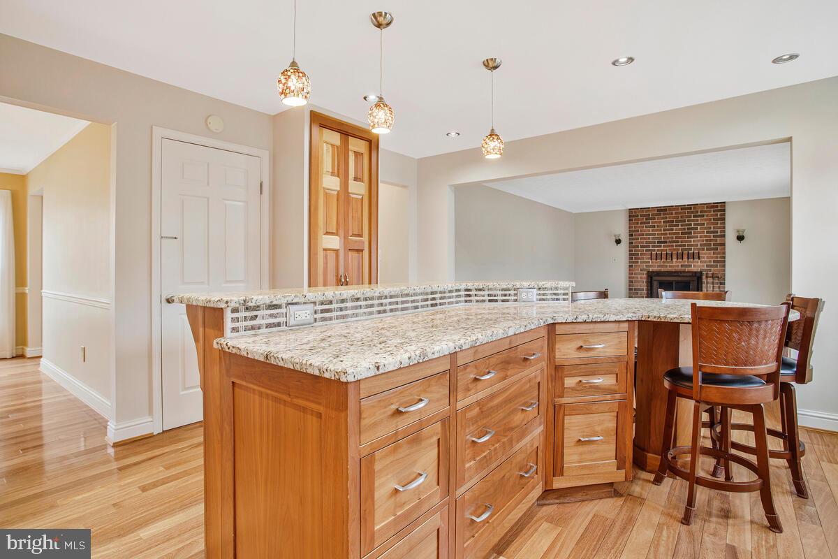 GLENMONT - Residential