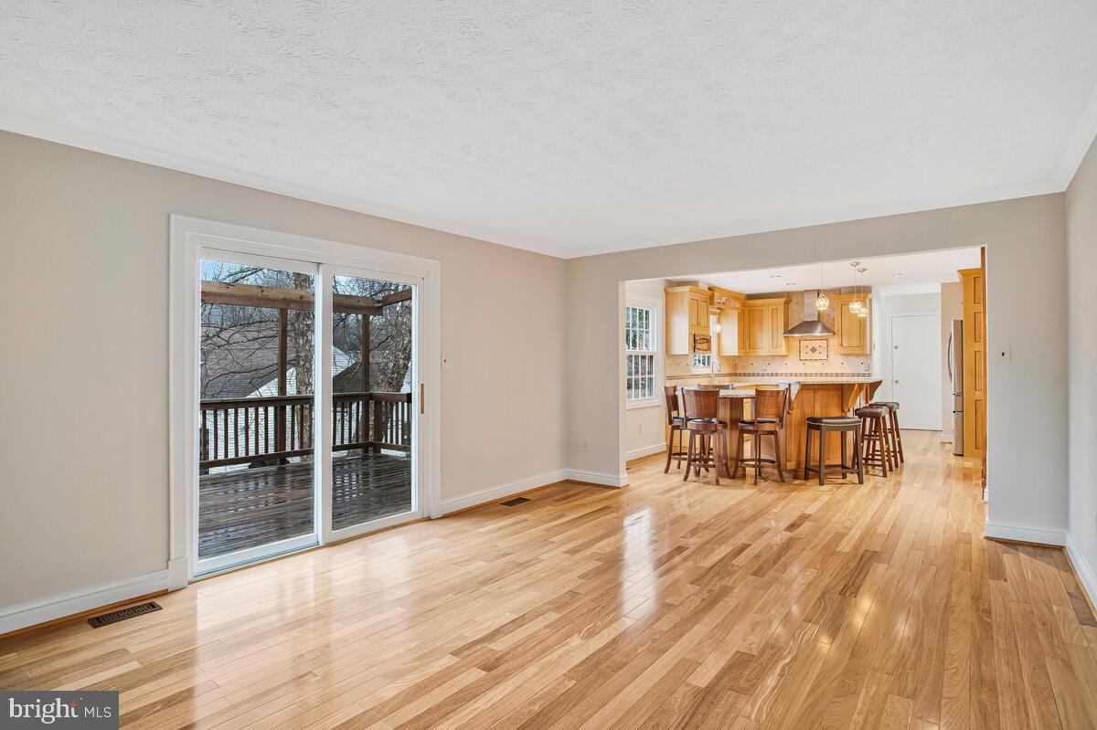 GLENMONT - Residential