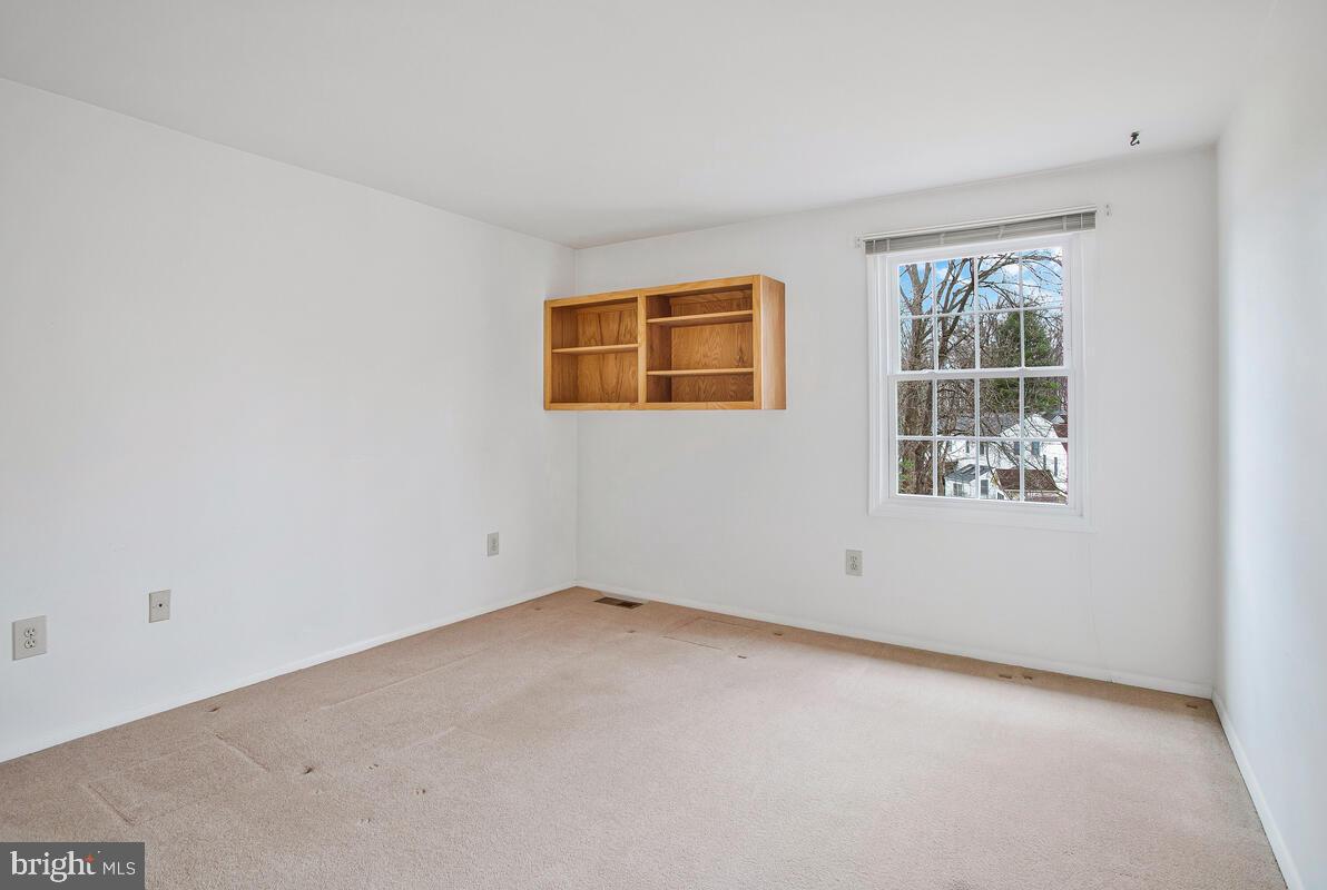 GLENMONT - Residential