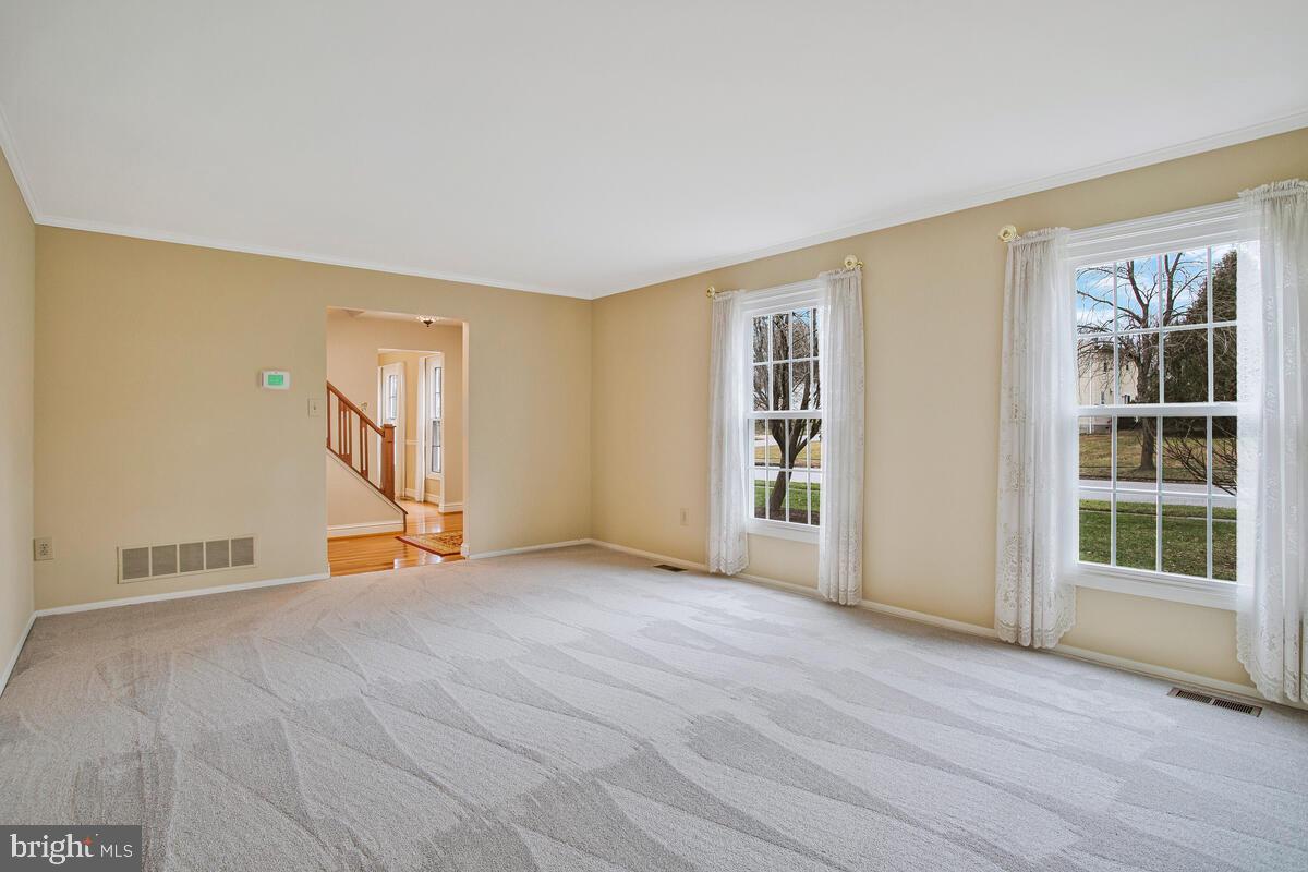 GLENMONT - Residential