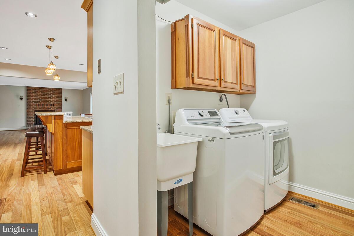 GLENMONT - Residential