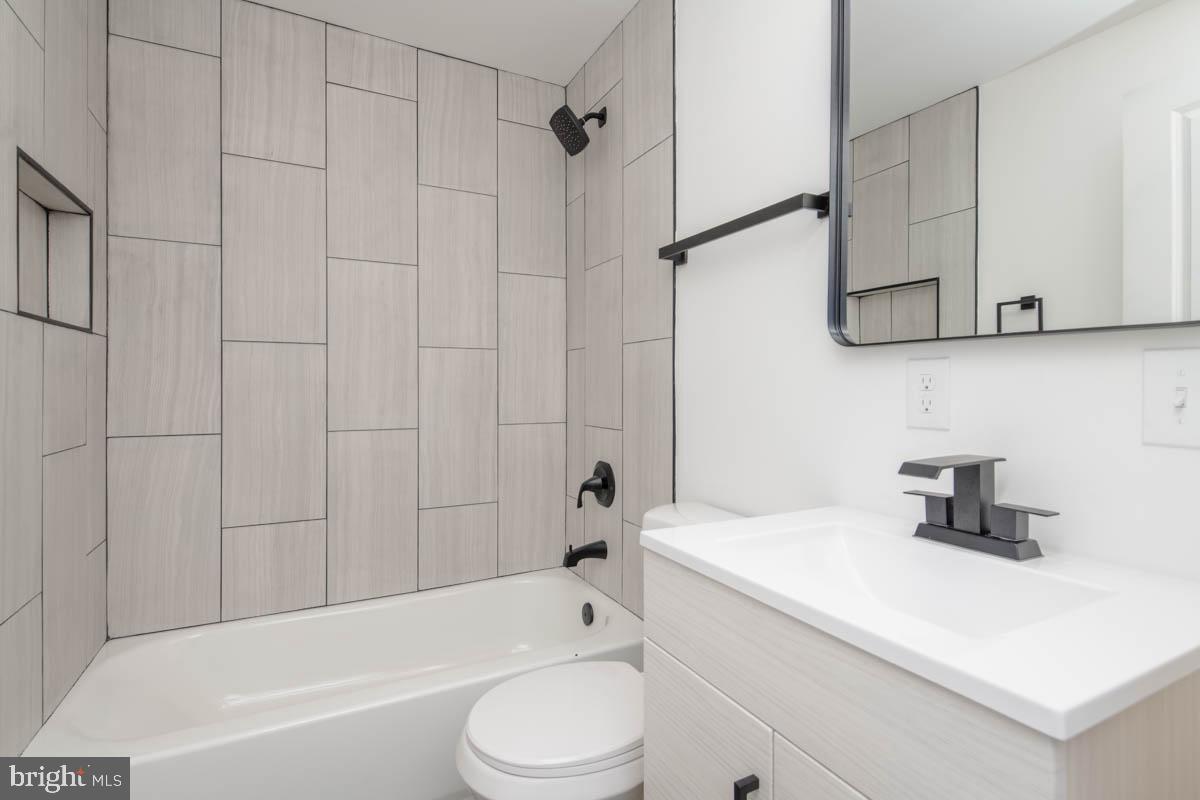 WASHINGTON VILLAGE - Residential