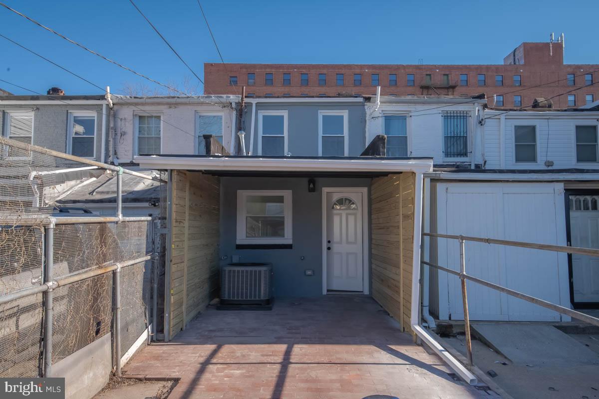 WASHINGTON VILLAGE - Residential