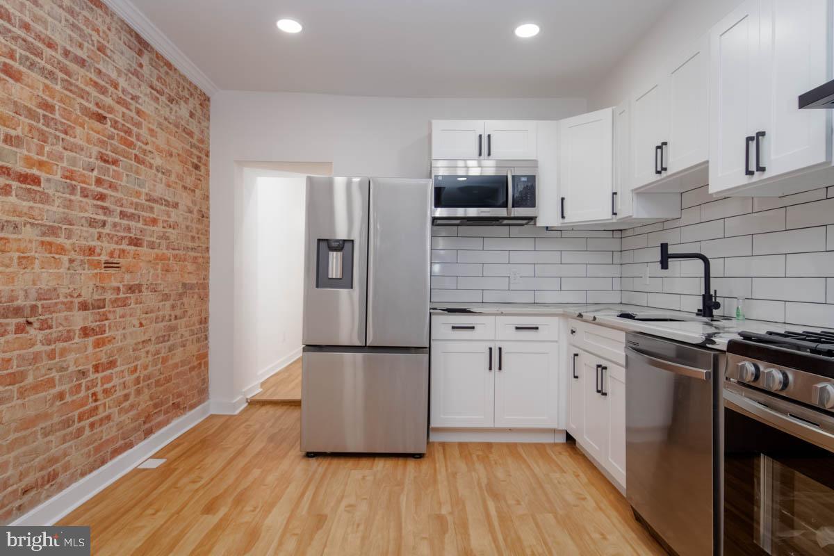 WASHINGTON VILLAGE - Residential