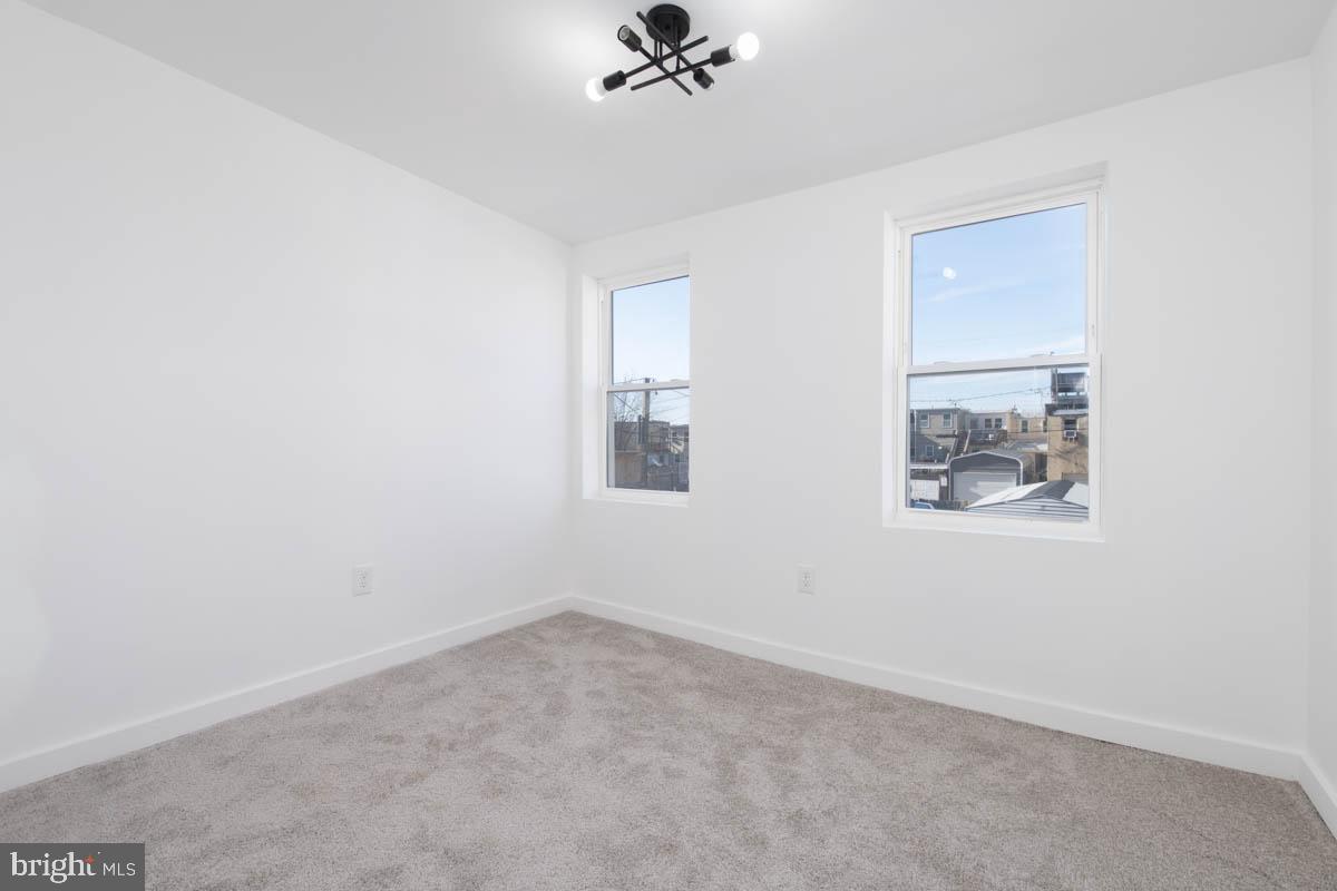 WASHINGTON VILLAGE - Residential