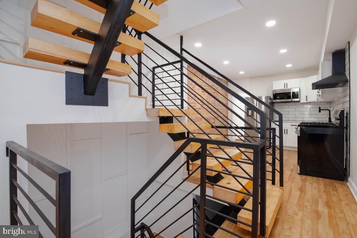 WASHINGTON VILLAGE - Residential