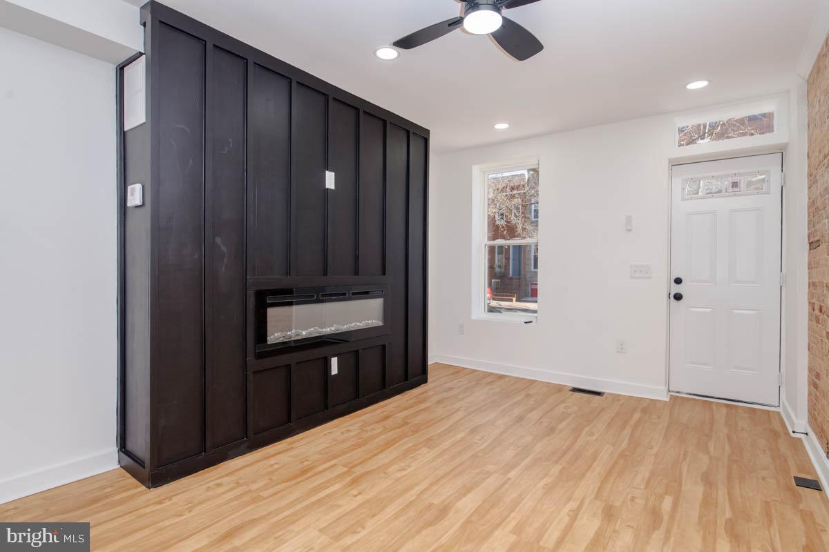 WASHINGTON VILLAGE - Residential