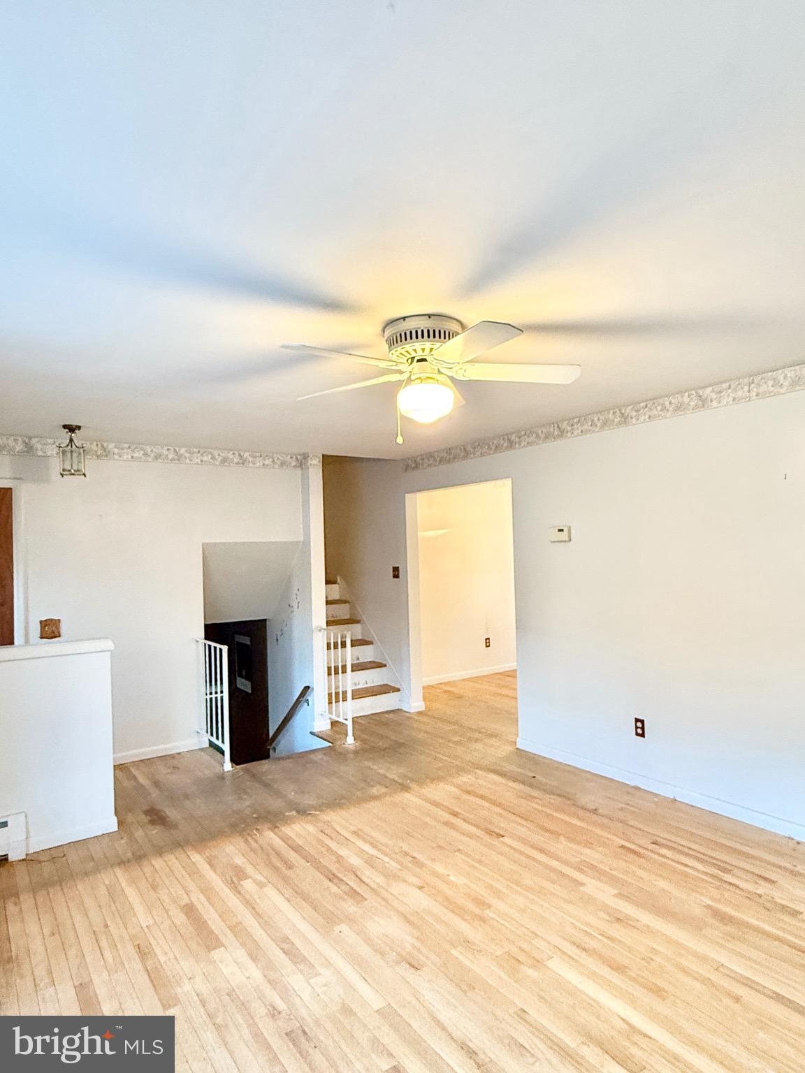 CRESTWOOD - Residential