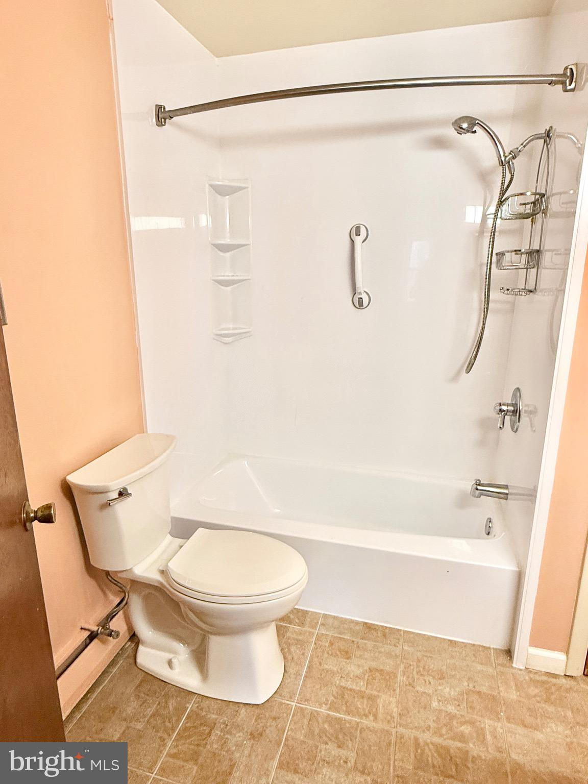 CRESTWOOD - Residential