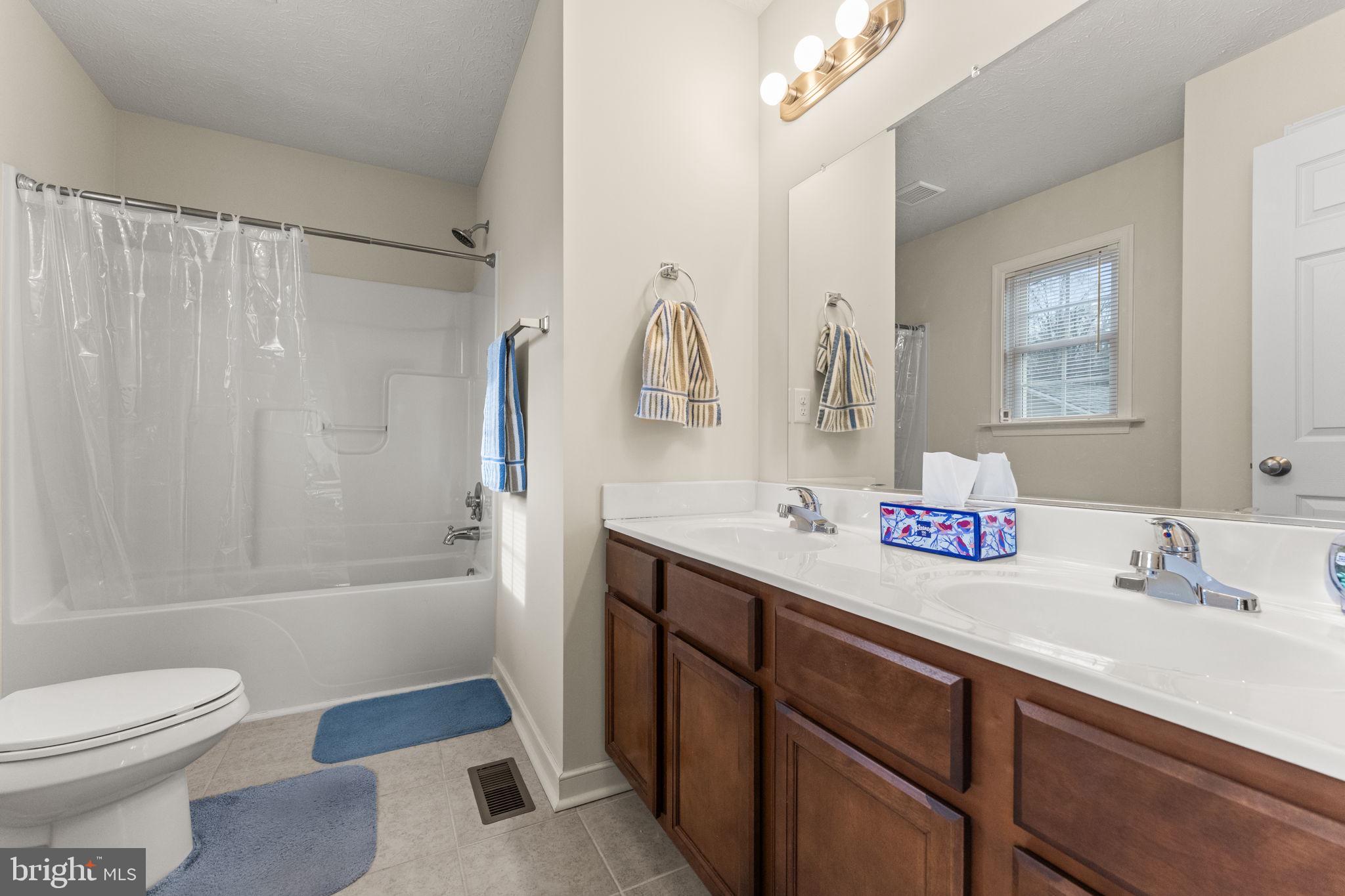 BERRY HILL RIDGE - Residential