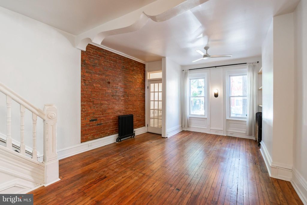 Photo of 2224 Reed Street, PHILADELPHIA, PA 19146 (MLS # PAPH2569438)