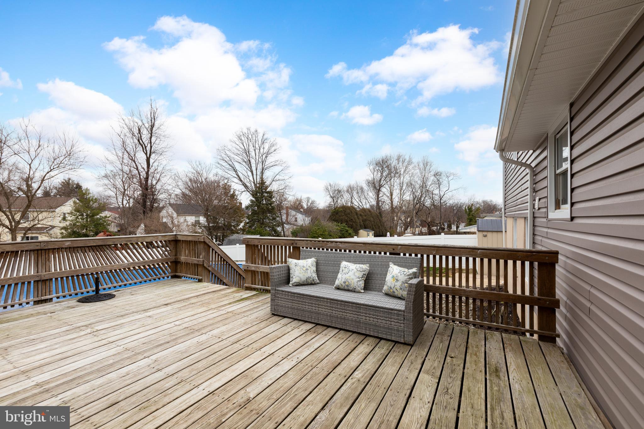 LOWELL HILLS - Residential