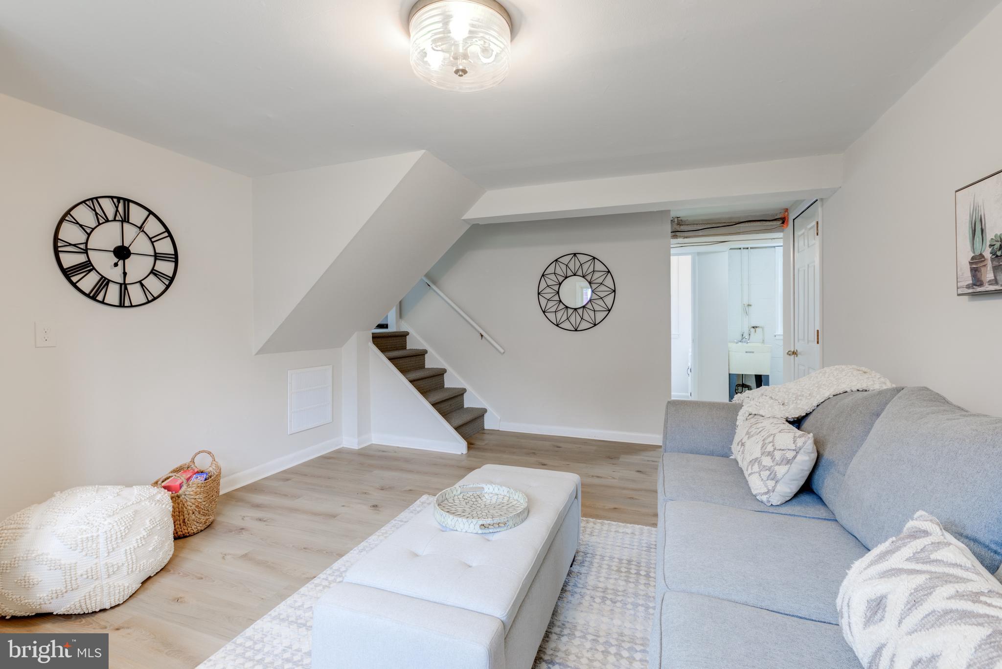 LOWELL HILLS - Residential