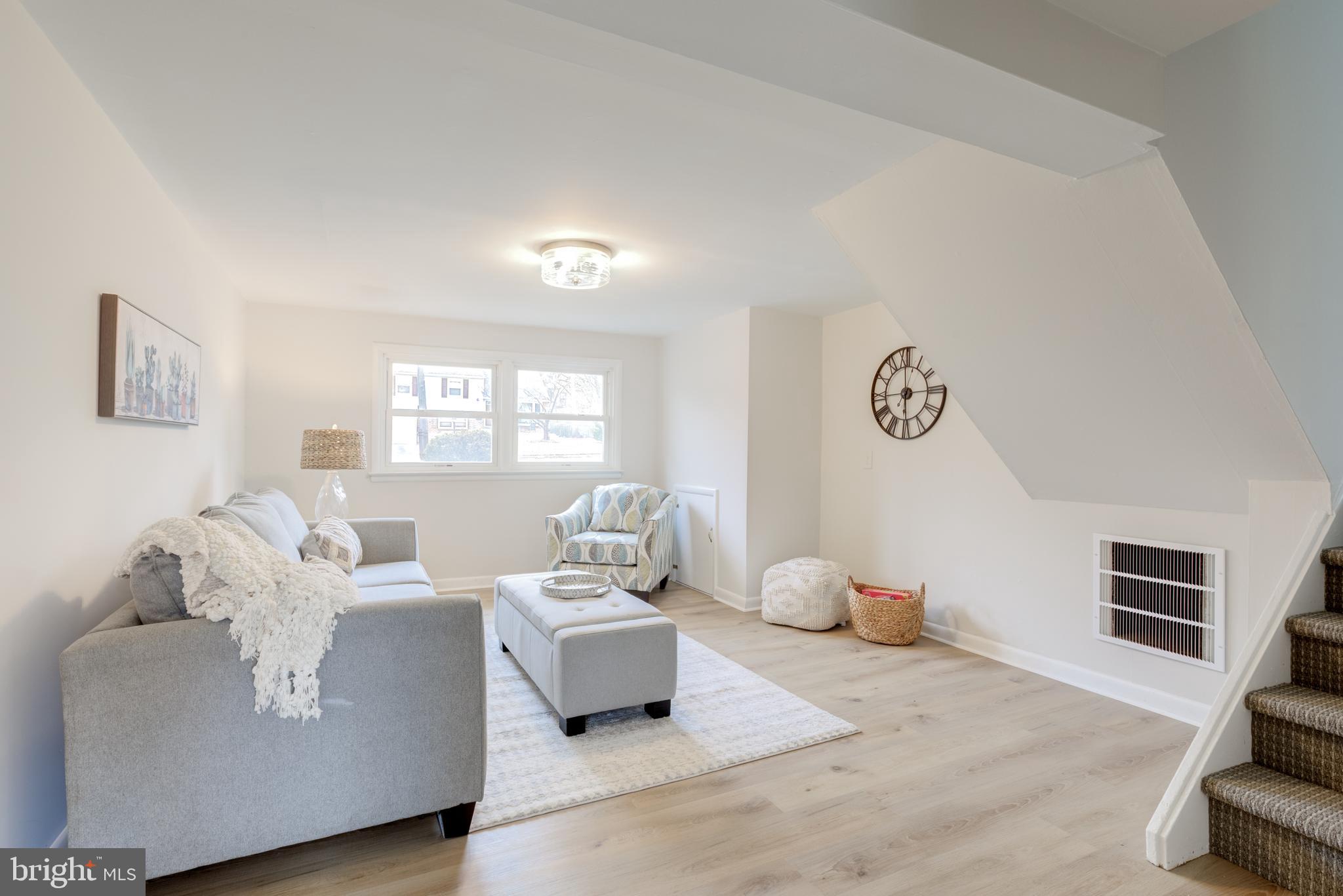 LOWELL HILLS - Residential
