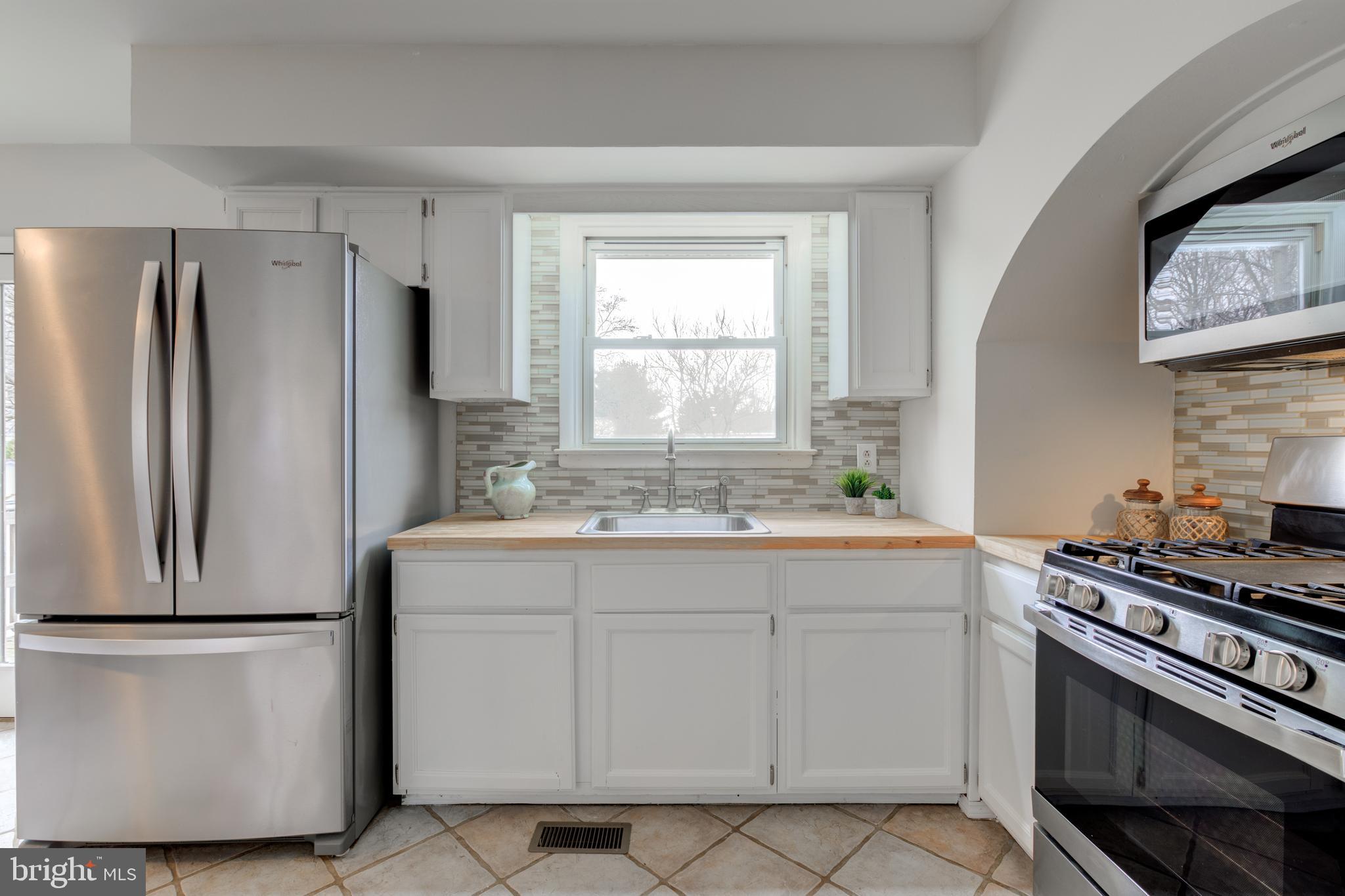 LOWELL HILLS - Residential