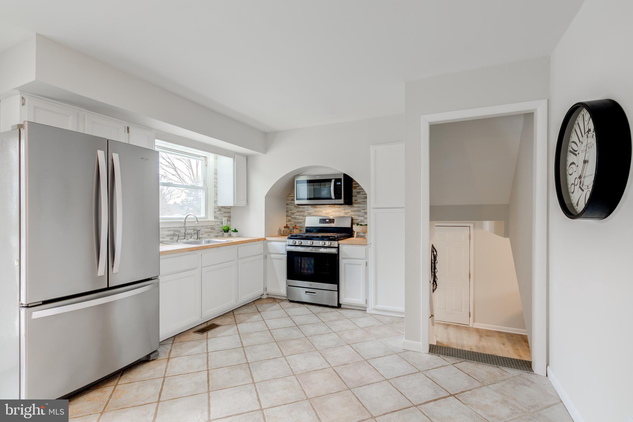 LOWELL HILLS - Residential
