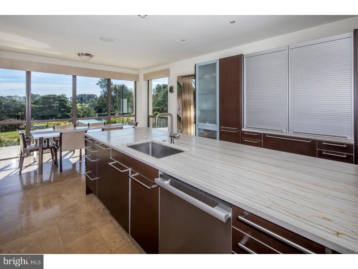 GLADWYNE - Residential