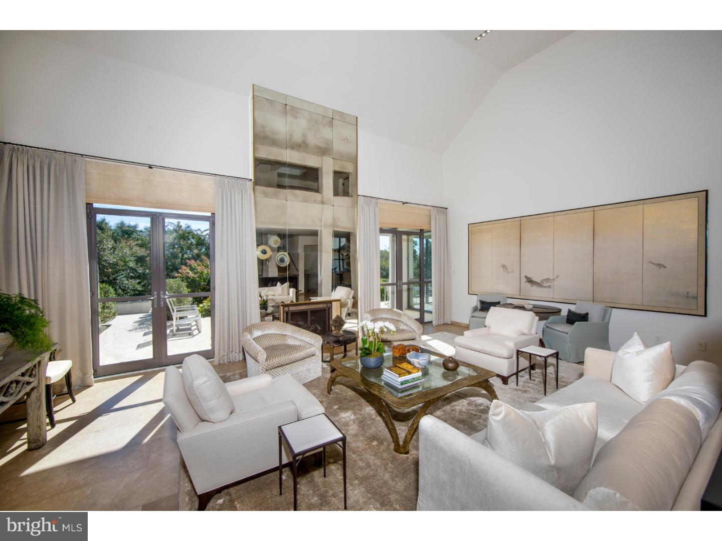 GLADWYNE - Residential