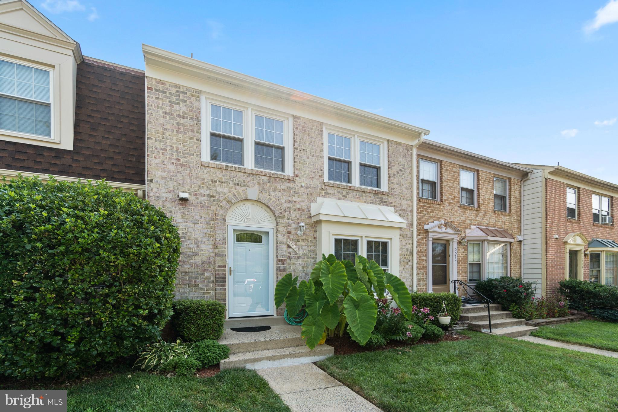 THE VILLAGE PARK - Residential