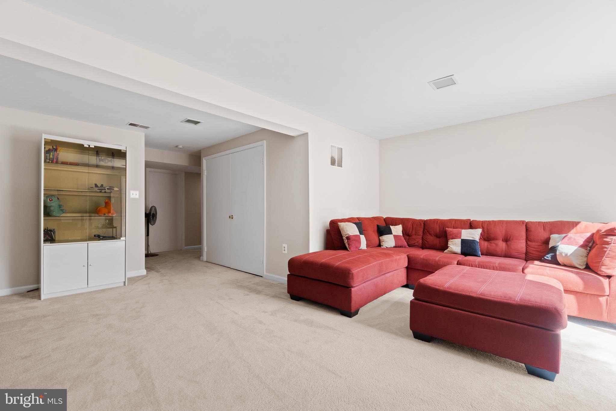 THE VILLAGE PARK - Residential