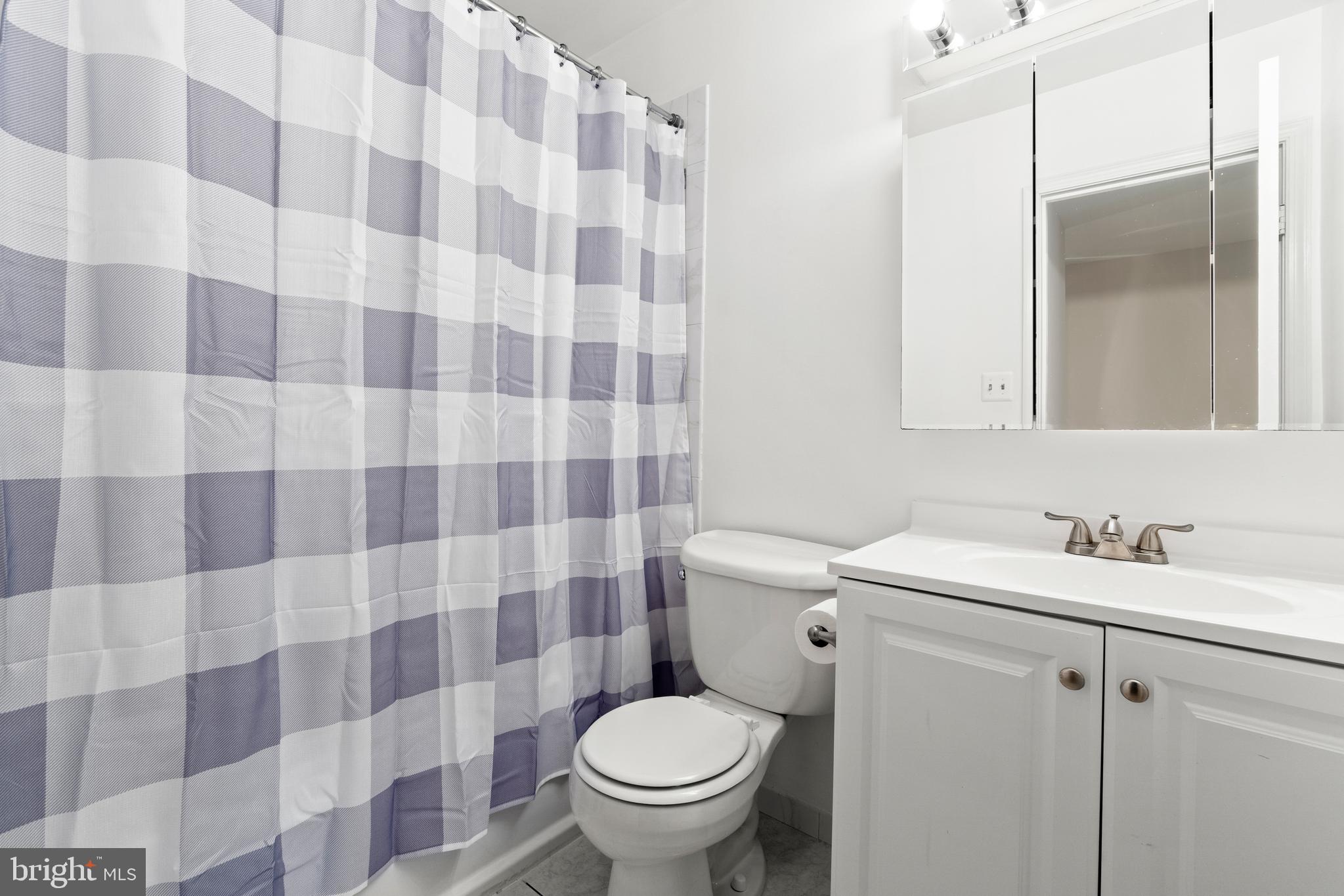 THE VILLAGE PARK - Residential