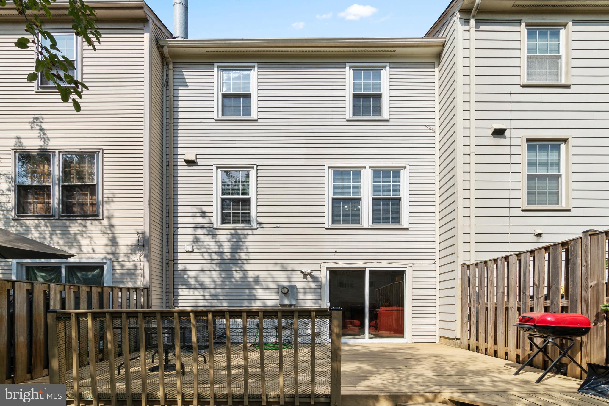 THE VILLAGE PARK - Residential