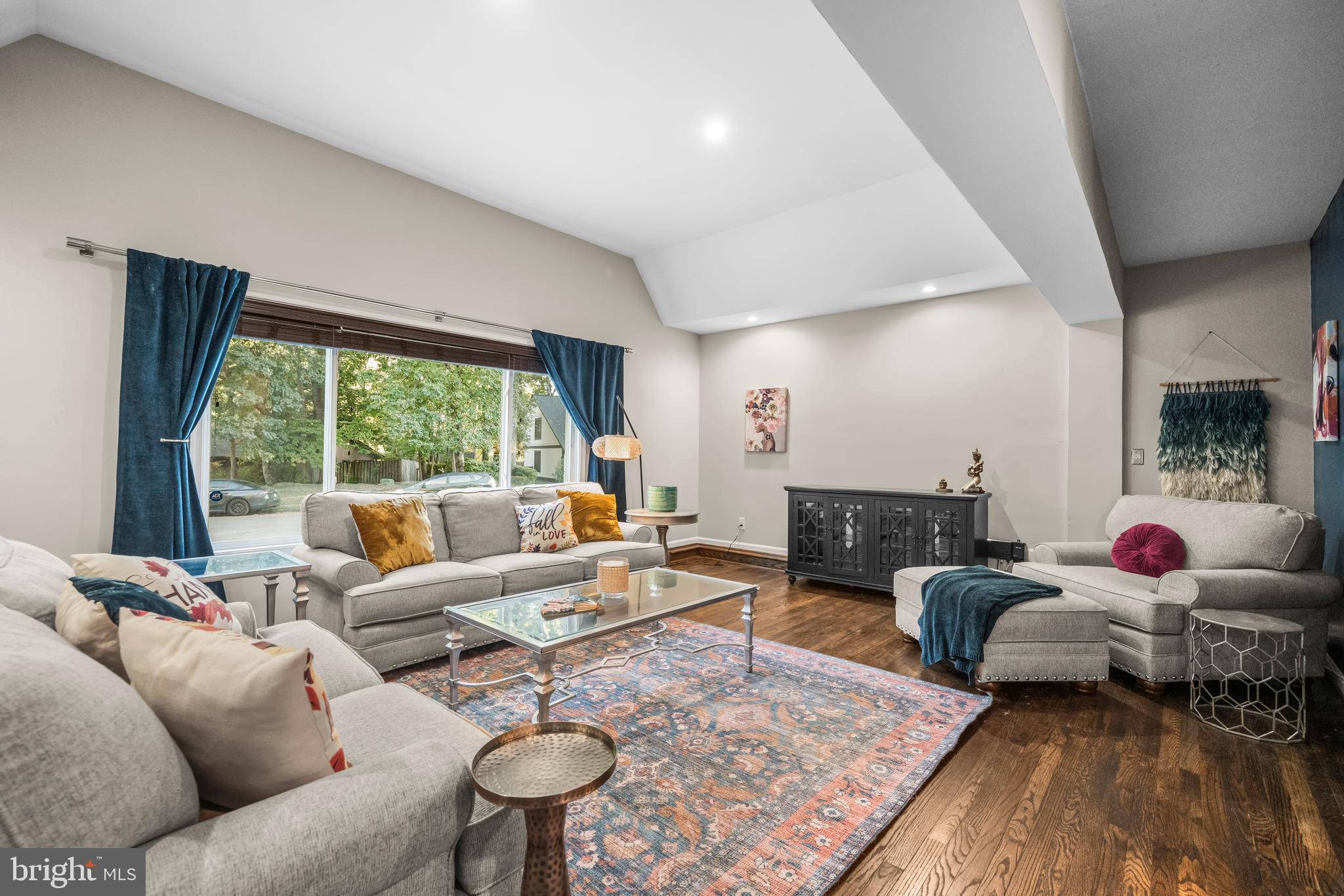 BONNIE BRAE - Residential