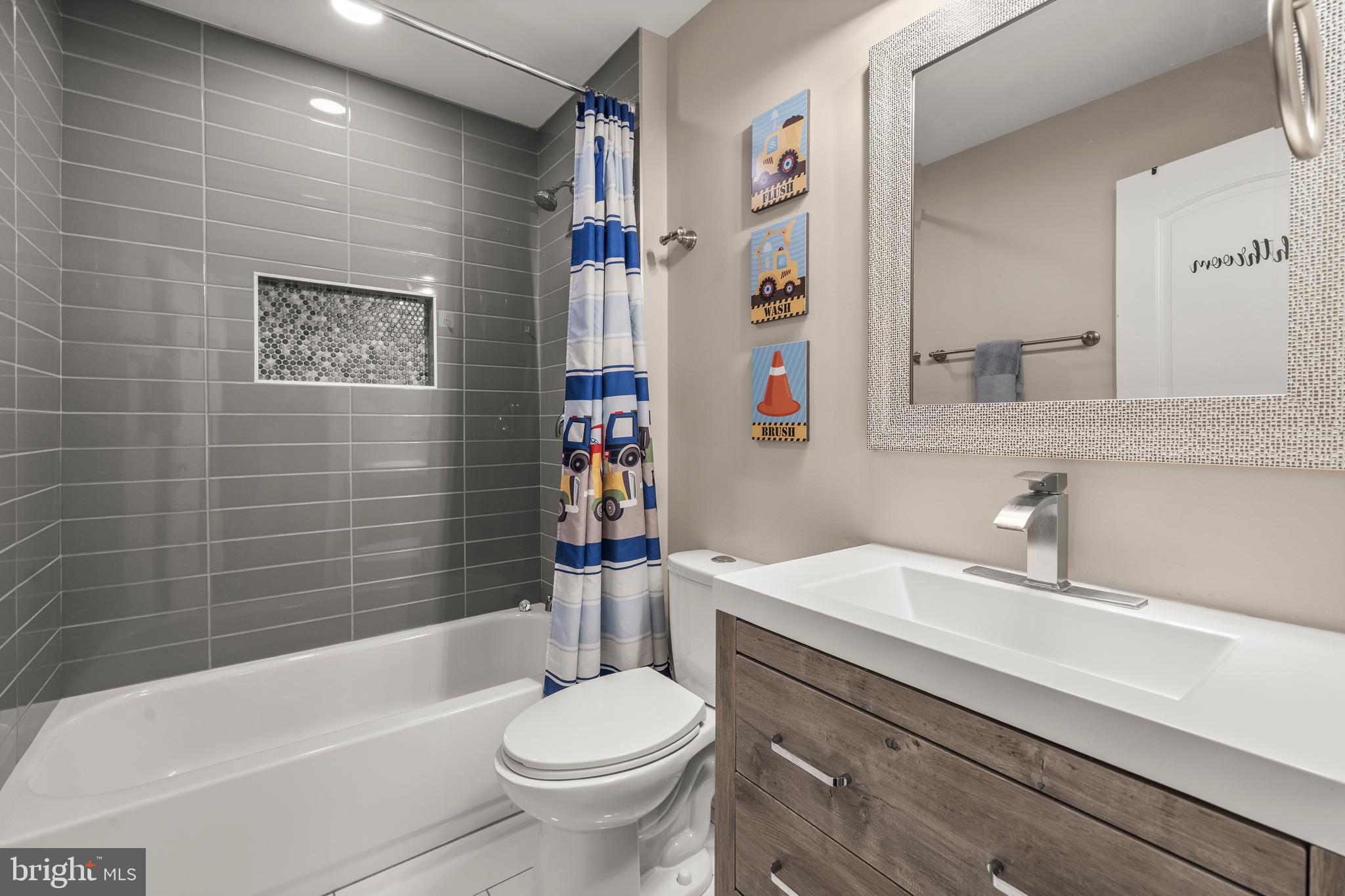 BONNIE BRAE - Residential