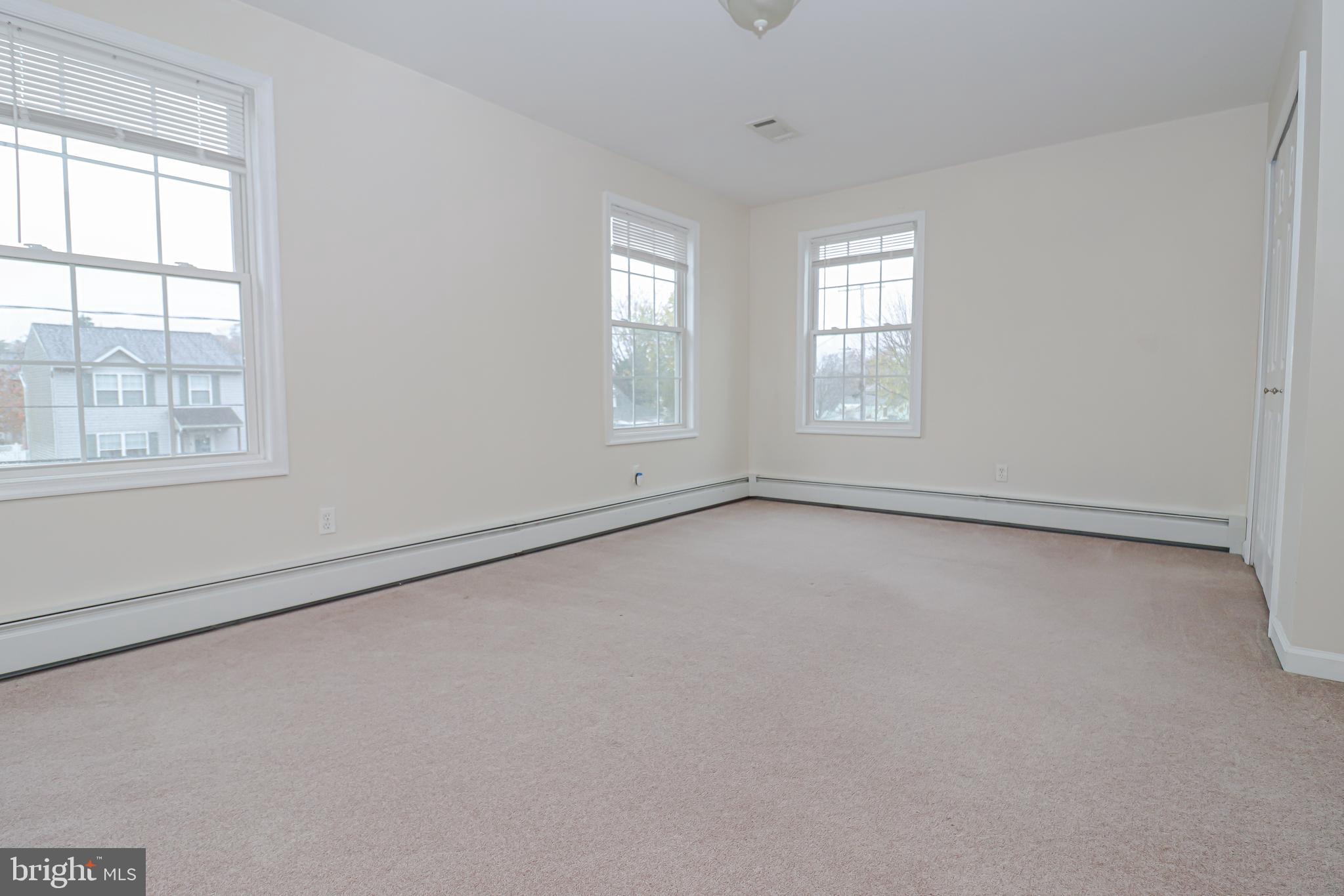 HIGH POINT - Residential