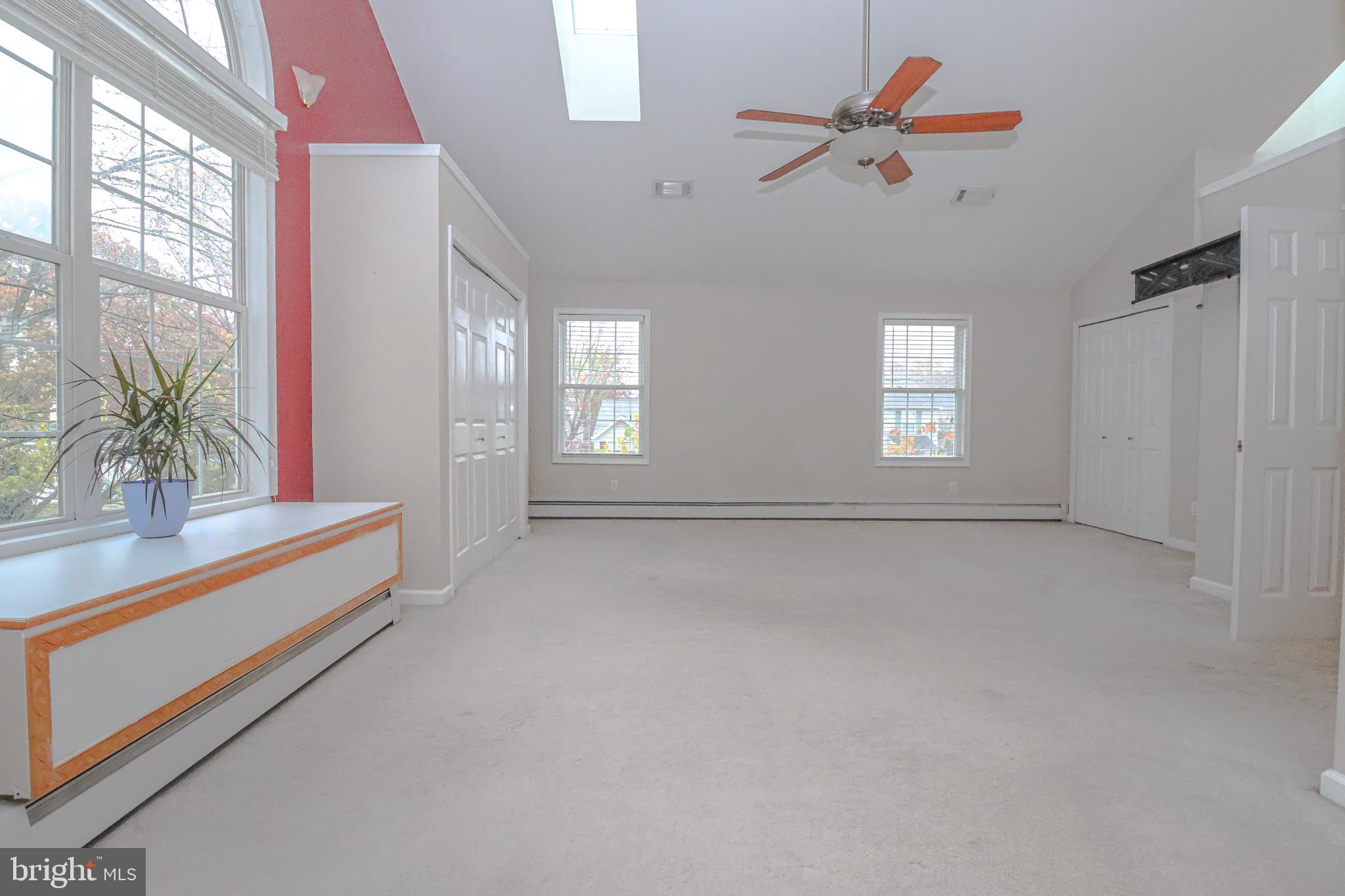 HIGH POINT - Residential