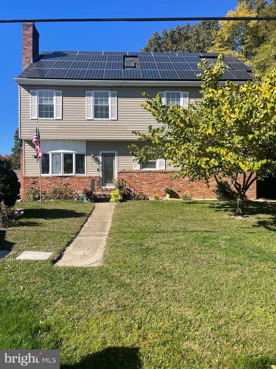 OPEN HOUSE  SAT  12/3  11-1  Gorgeous Colonial in the water-privileged community of Highpoint with a boat ramp and park!! Walk to the newly renovated Highpoint Elementary School. no mandatory HOA. This 5 bedroom, 3 full bath home has a Huge Master bedroom with 16 ft ceilings and skylights with walk-out French Doors to an 8 X 10 deck. Custom master bath with 5X5 Shower, jetted tub, skylight, and toe kick heaters. Fireplace in the living room with Tremont Wood Stove insert and Hardwood floors, NICE Kitchen with NEW APPLIANCES.and Granite opens to the spacious deck.  Club basement rec room with full-size Bar, includes a sink. large full bath with jetted tub. Spacious Laundry room with plenty of shelving for storage. Dual zone heat and air, and warm oil heat. 2 - 50 gallon water heaters 1 in the basement other on the 2nd floor. Solar panels on the roof.  large deck fully fenced back yard, Huge Shed with a replaced roof on the backyard shed,  Heat, Plumbing, and Electric (200 amp service) 2006/2007. The downstairs A/C Unit is BRAND NEW! DON'T MISS OUT!