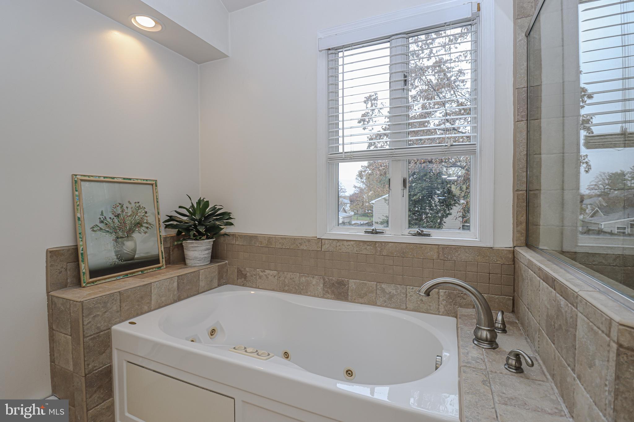 HIGH POINT - Residential