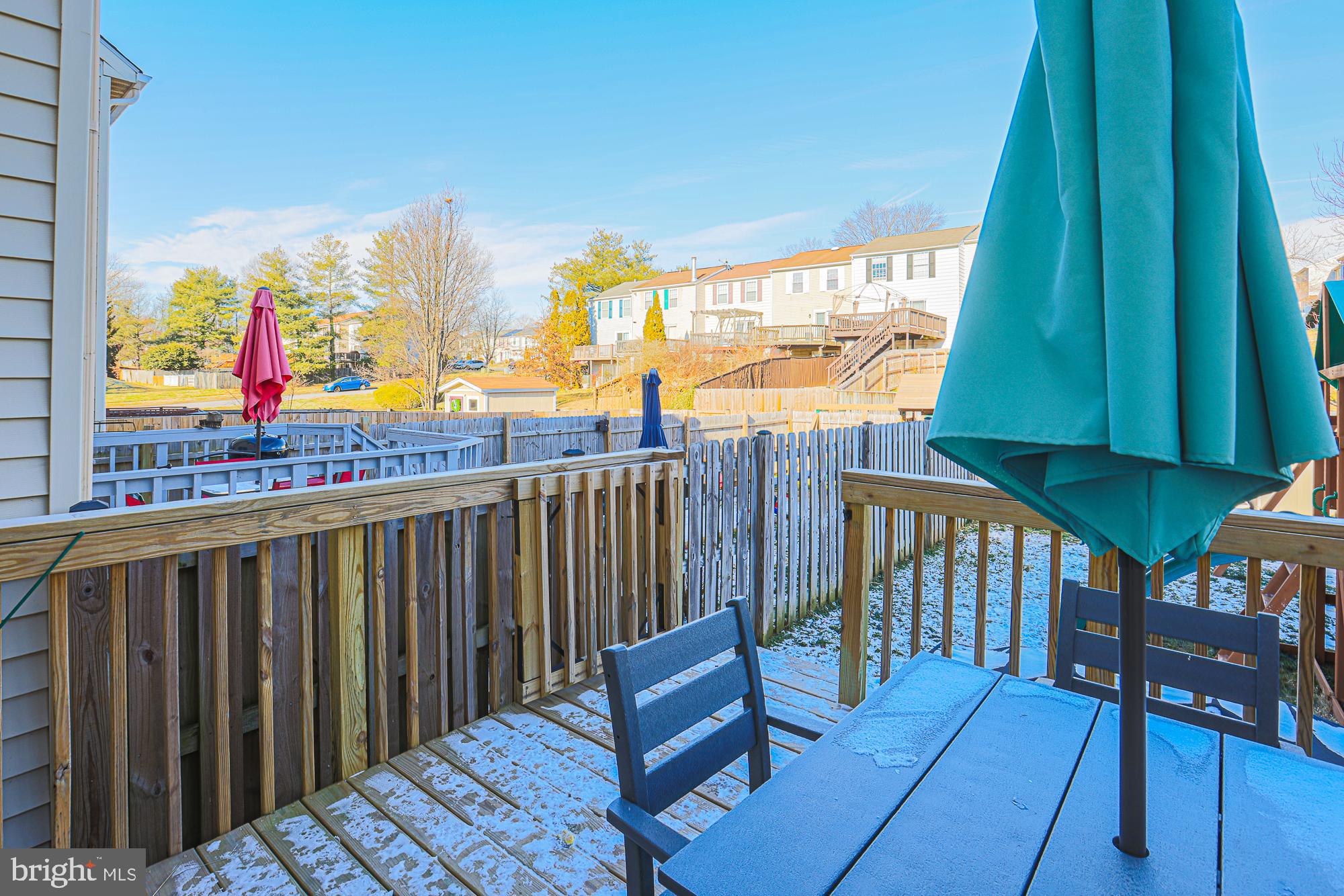 CONSTANT FRIENDSHIP - Residential