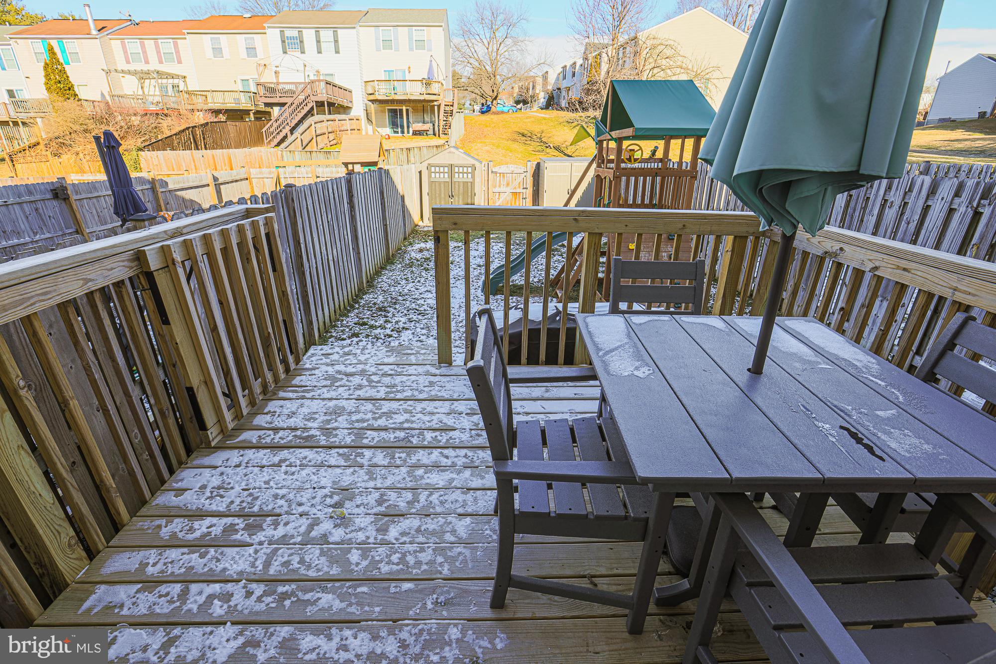 CONSTANT FRIENDSHIP - Residential