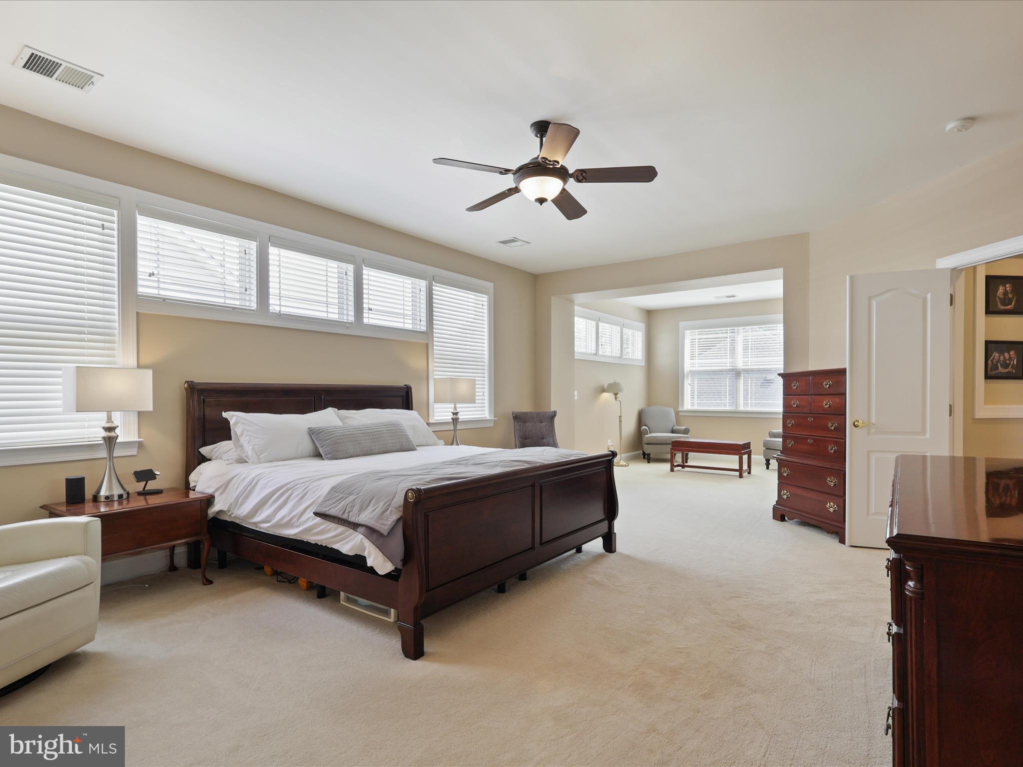 LAUREL HILL - Residential