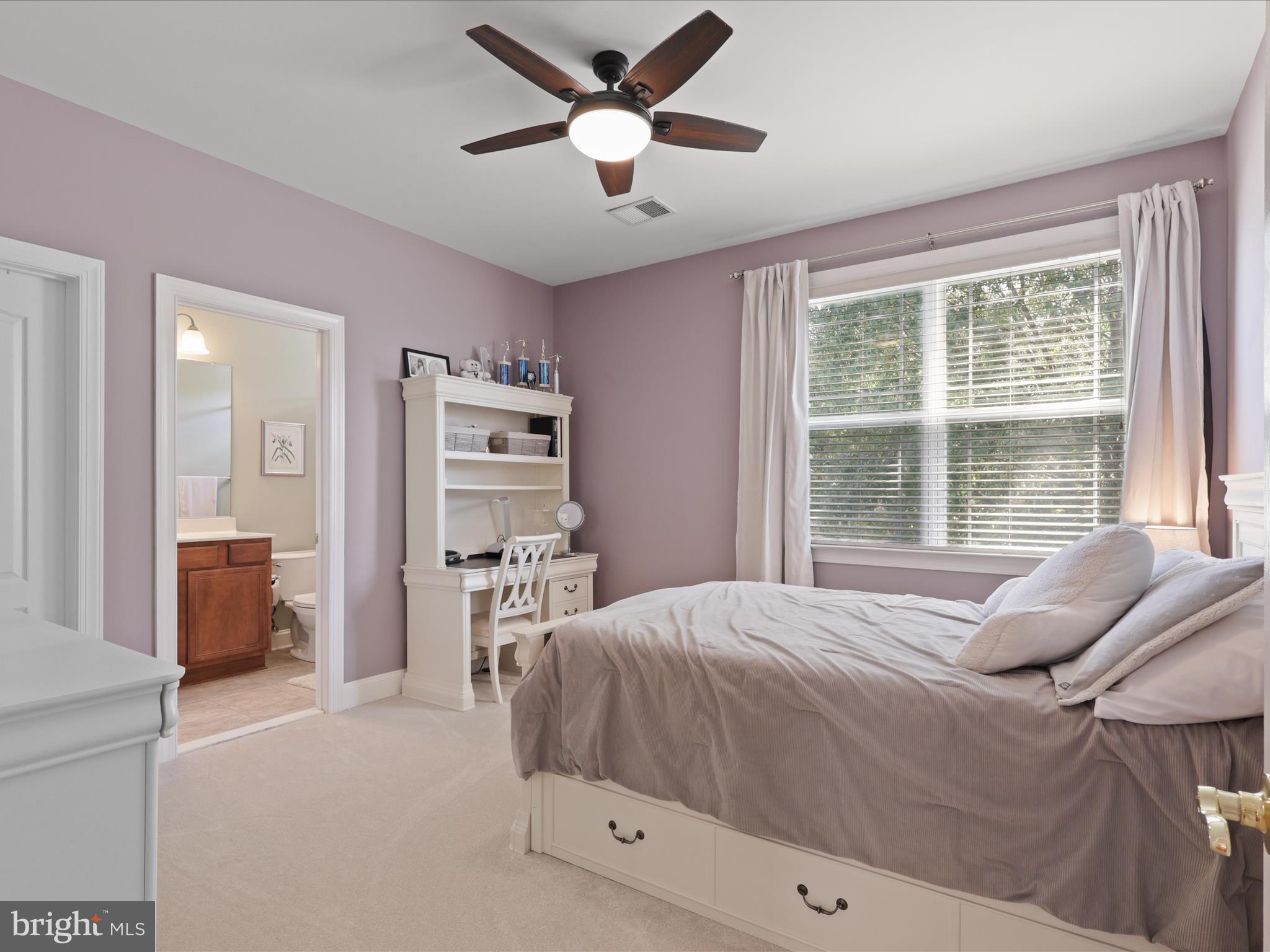 LAUREL HILL - Residential