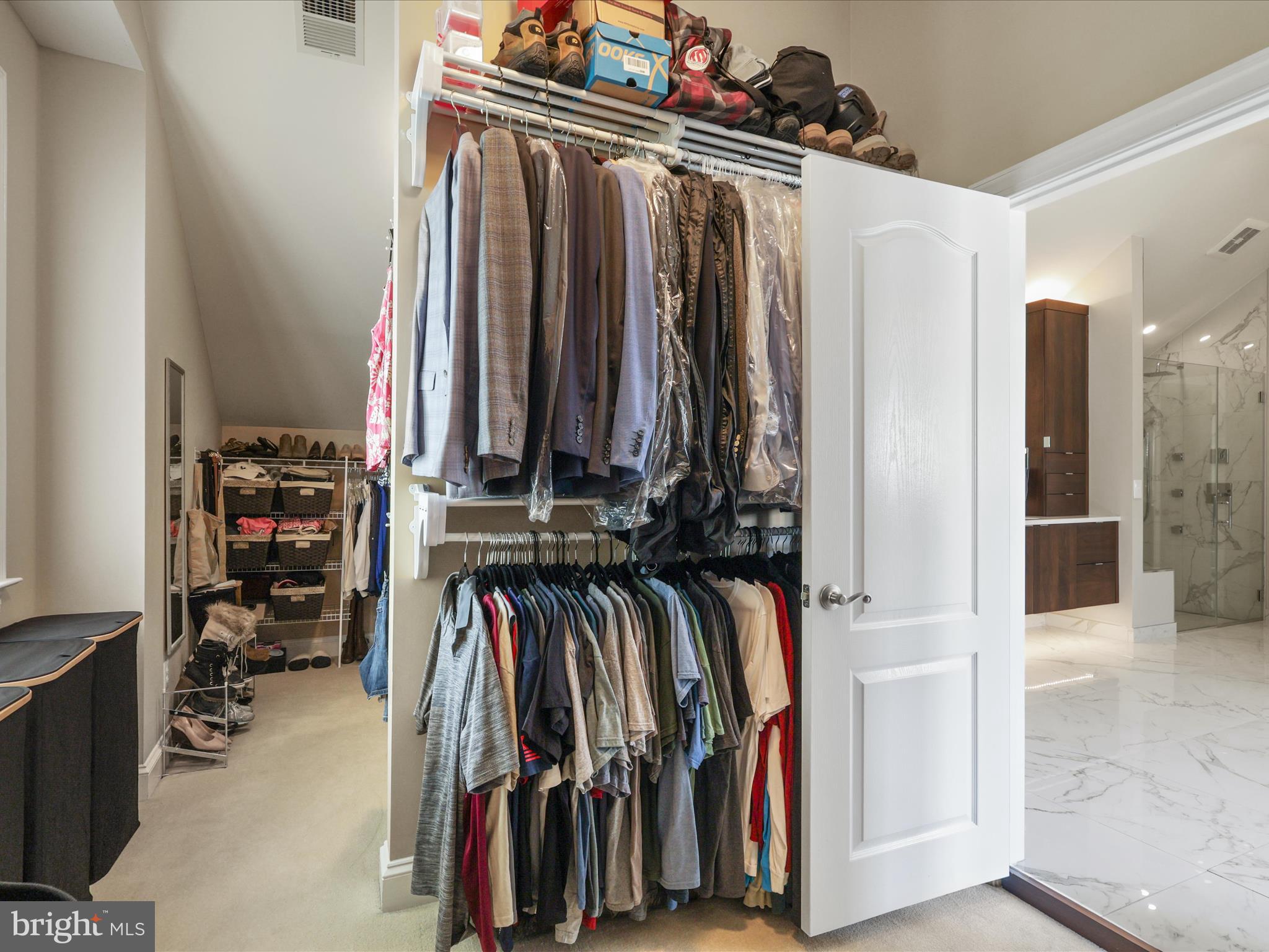 LAUREL HILL - Residential