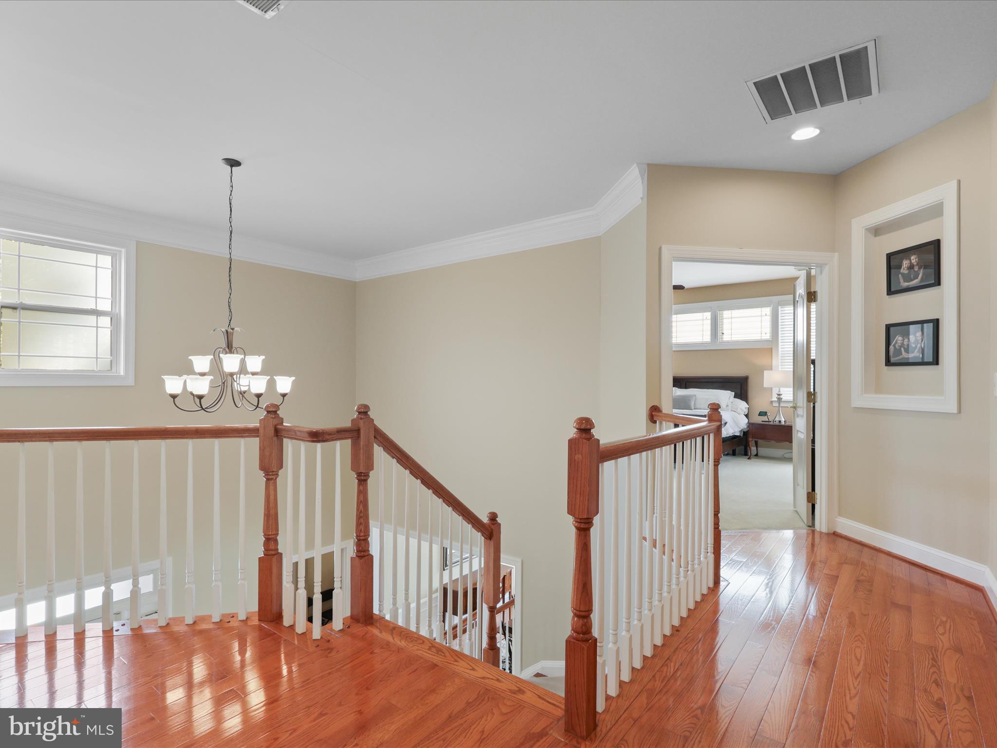 LAUREL HILL - Residential