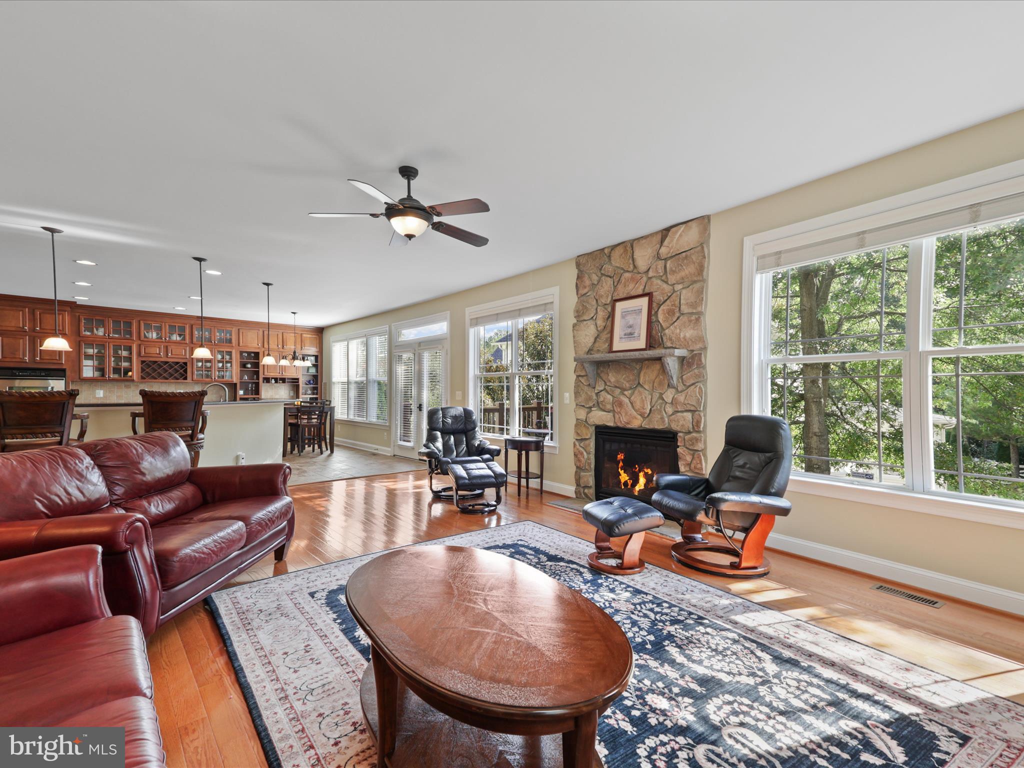 LAUREL HILL - Residential