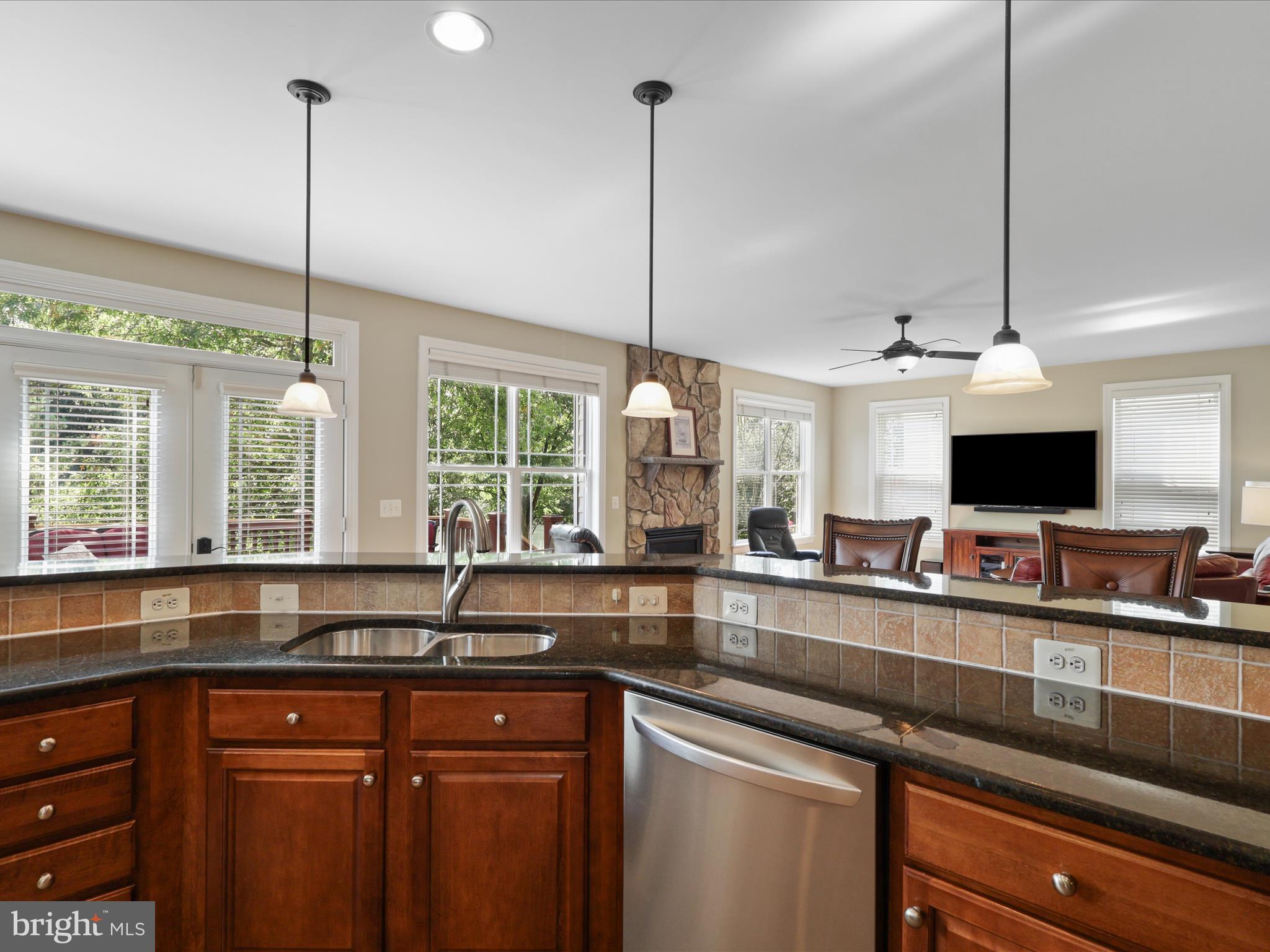 LAUREL HILL - Residential