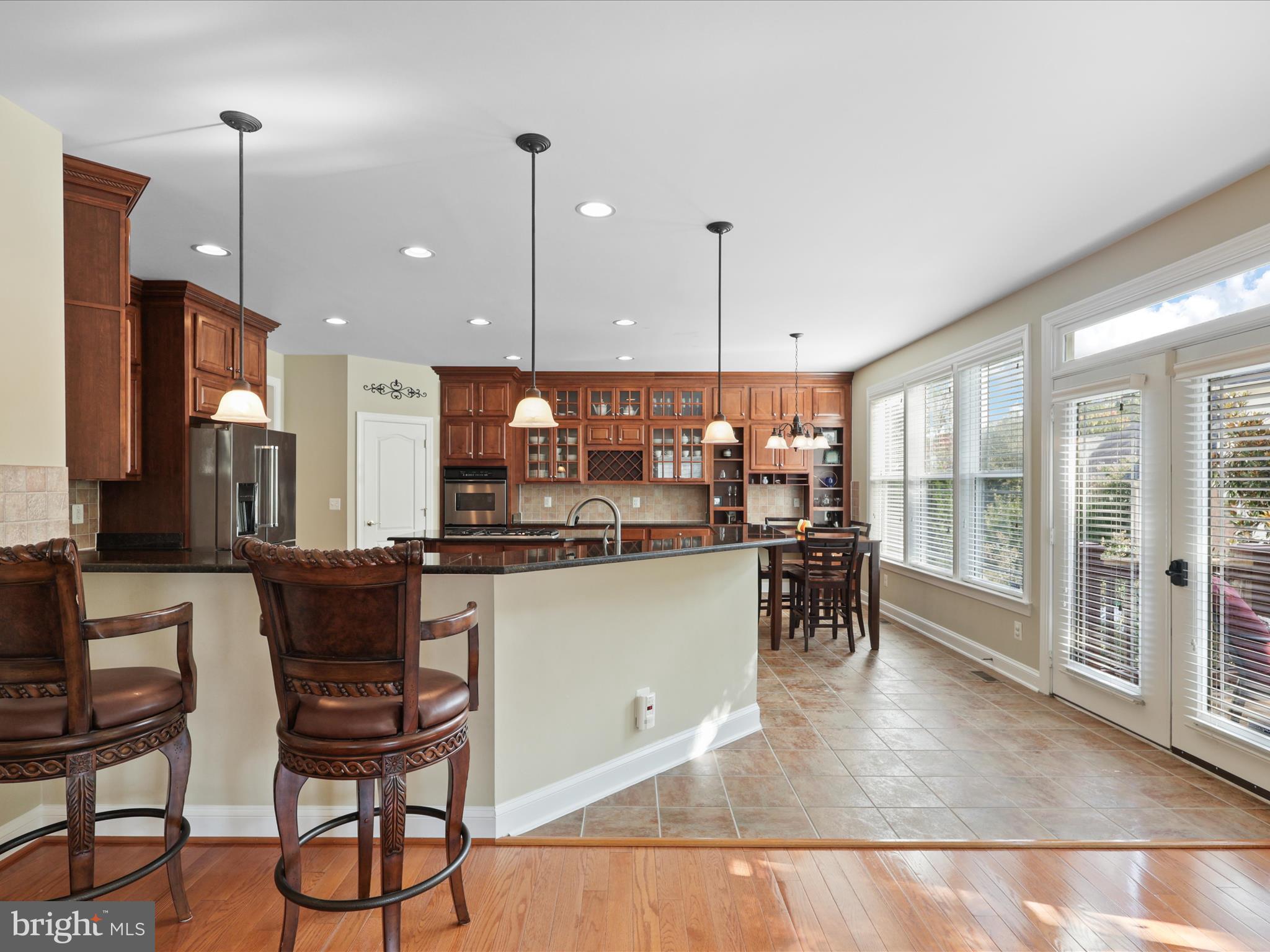 LAUREL HILL - Residential