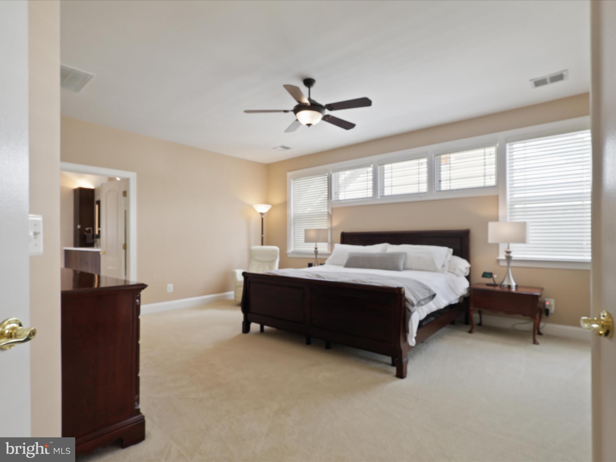 LAUREL HILL - Residential