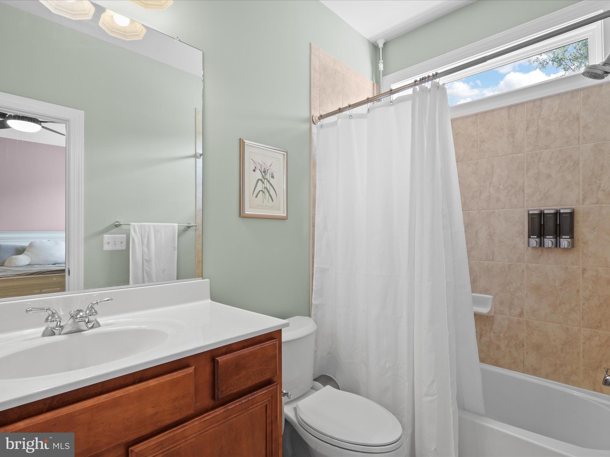 LAUREL HILL - Residential