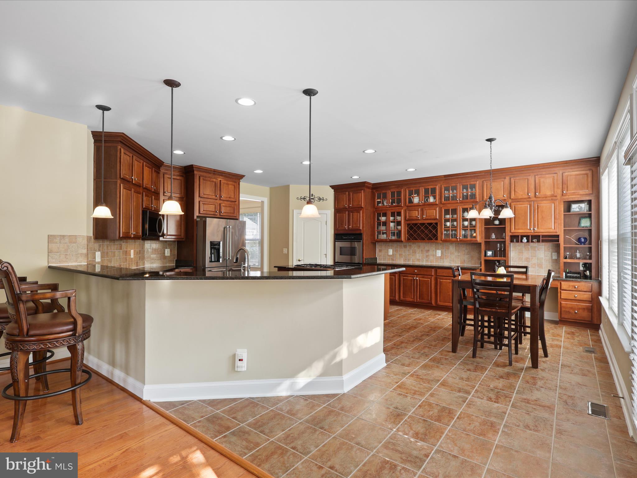 LAUREL HILL - Residential