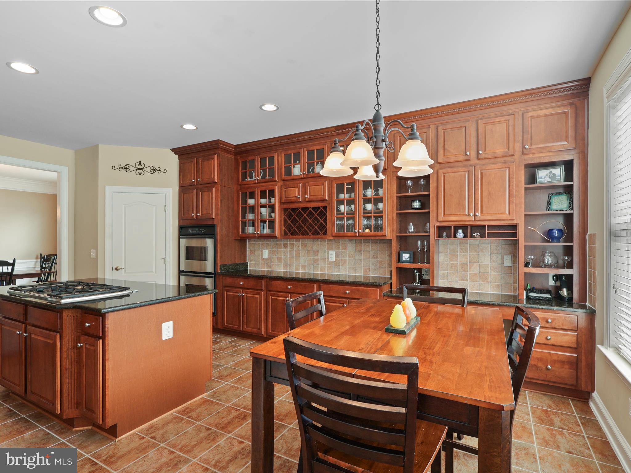 LAUREL HILL - Residential