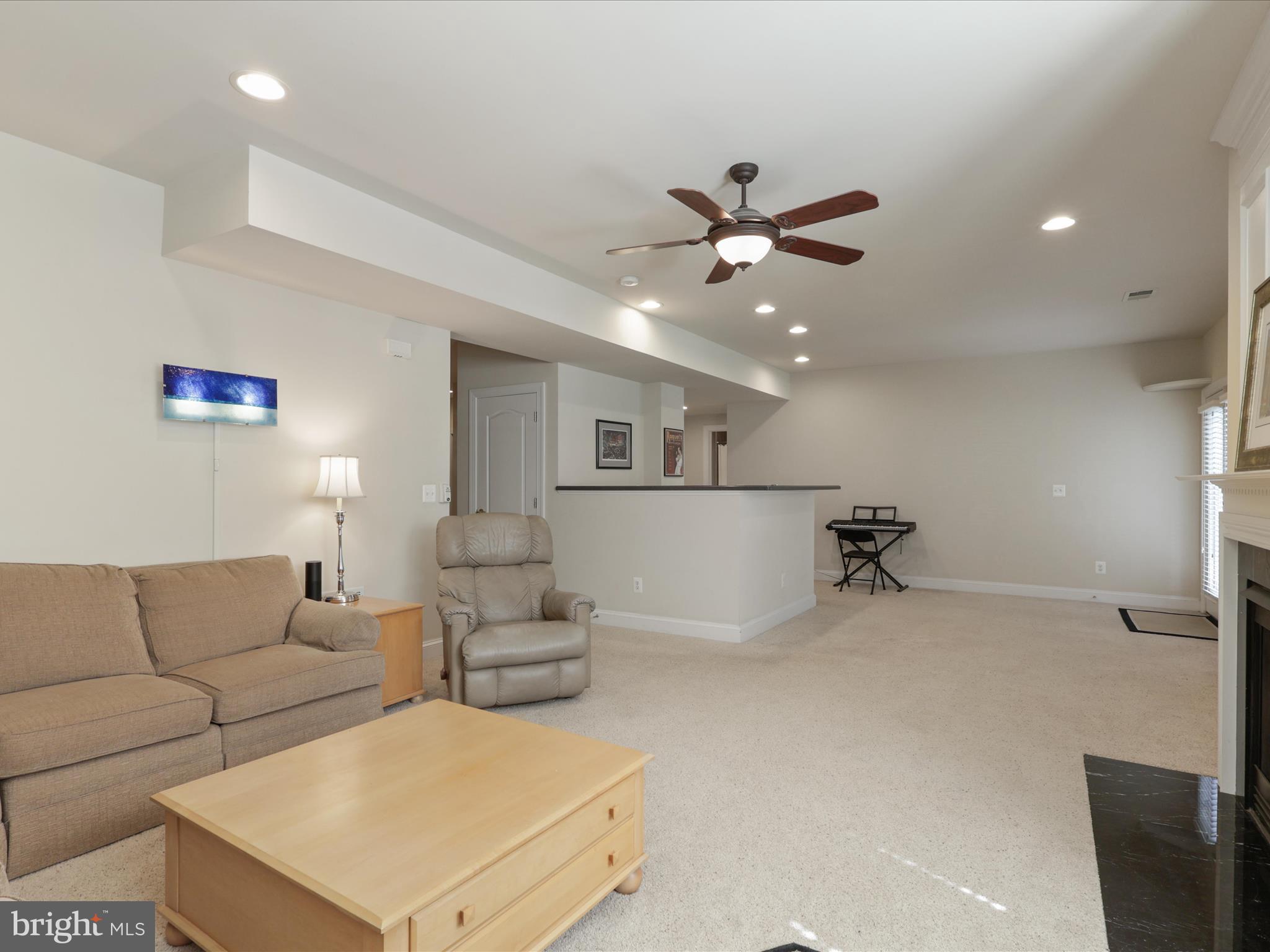 LAUREL HILL - Residential