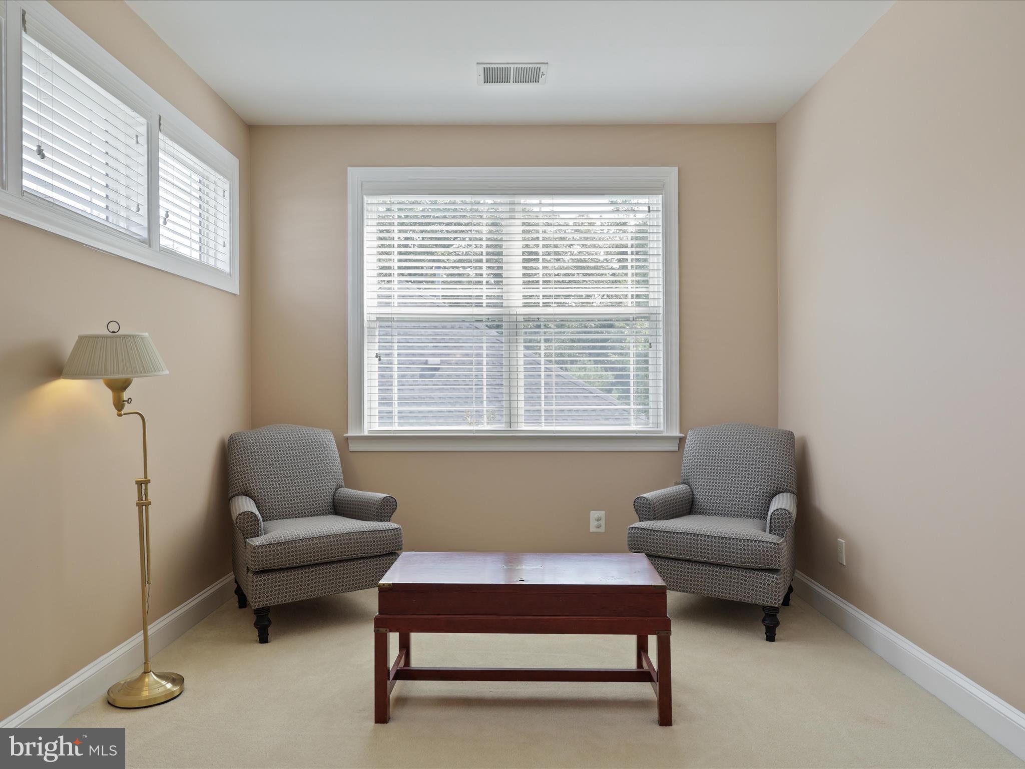 LAUREL HILL - Residential