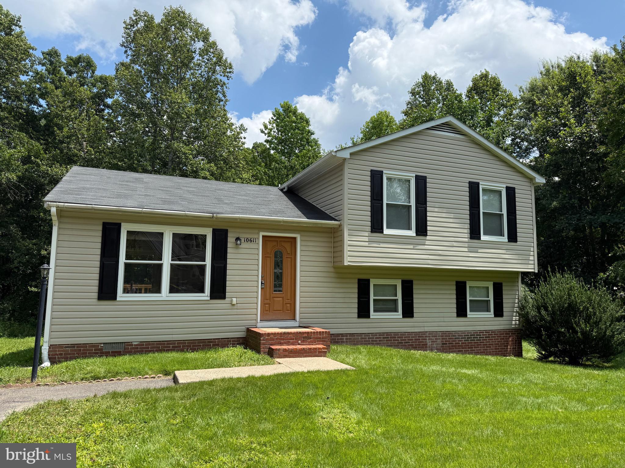 10611 COBBLESTONE DRIVE