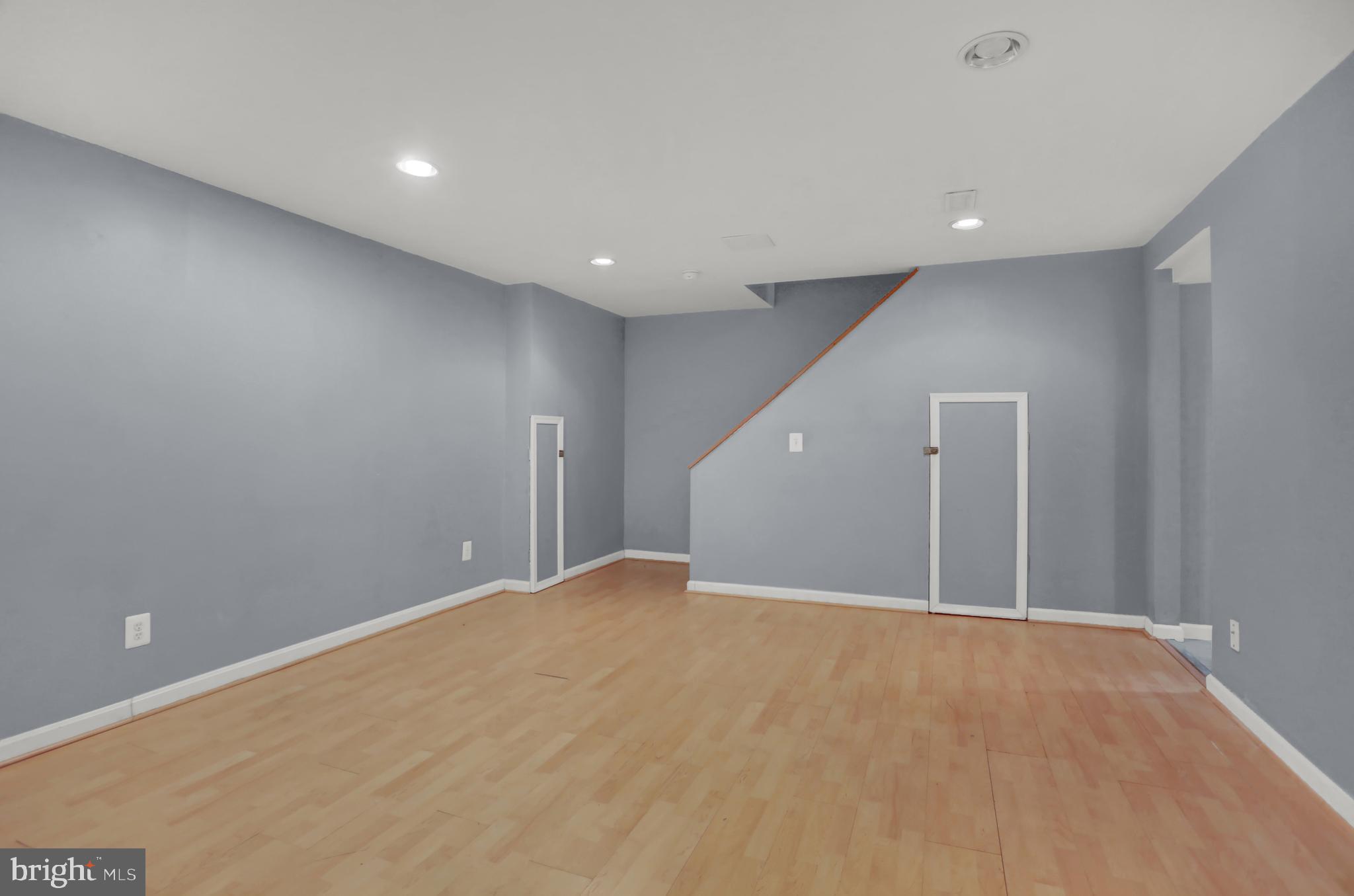 VILLAGE OF OLDE MILL - Residential